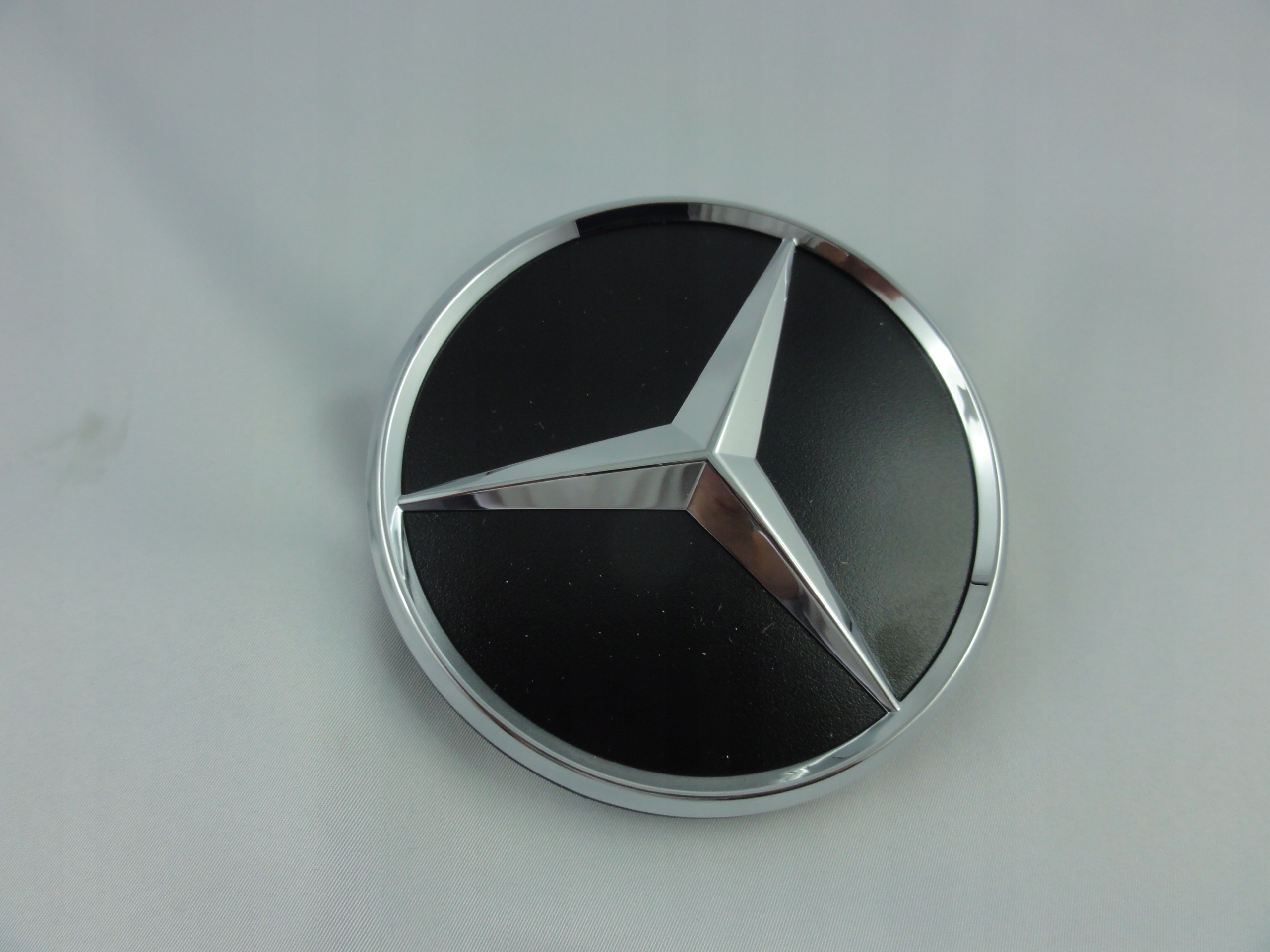 EMBLEMAT ZNACZEK DRZWI TYŁ TYLNICH MERCEDES SPRINTER A 906 758 00 58