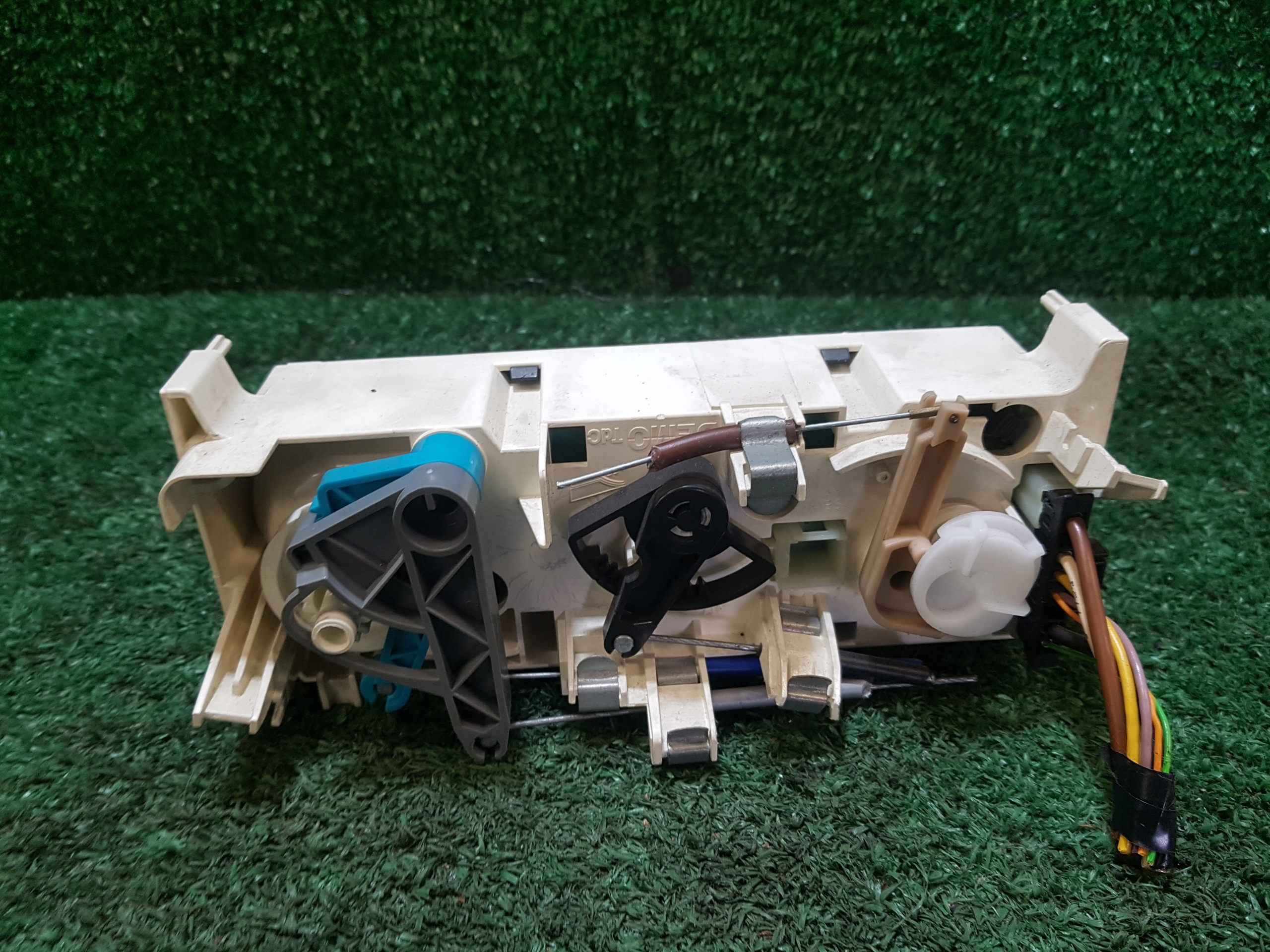 control panel air conditioning devices PEUGEOT PARTNER 1