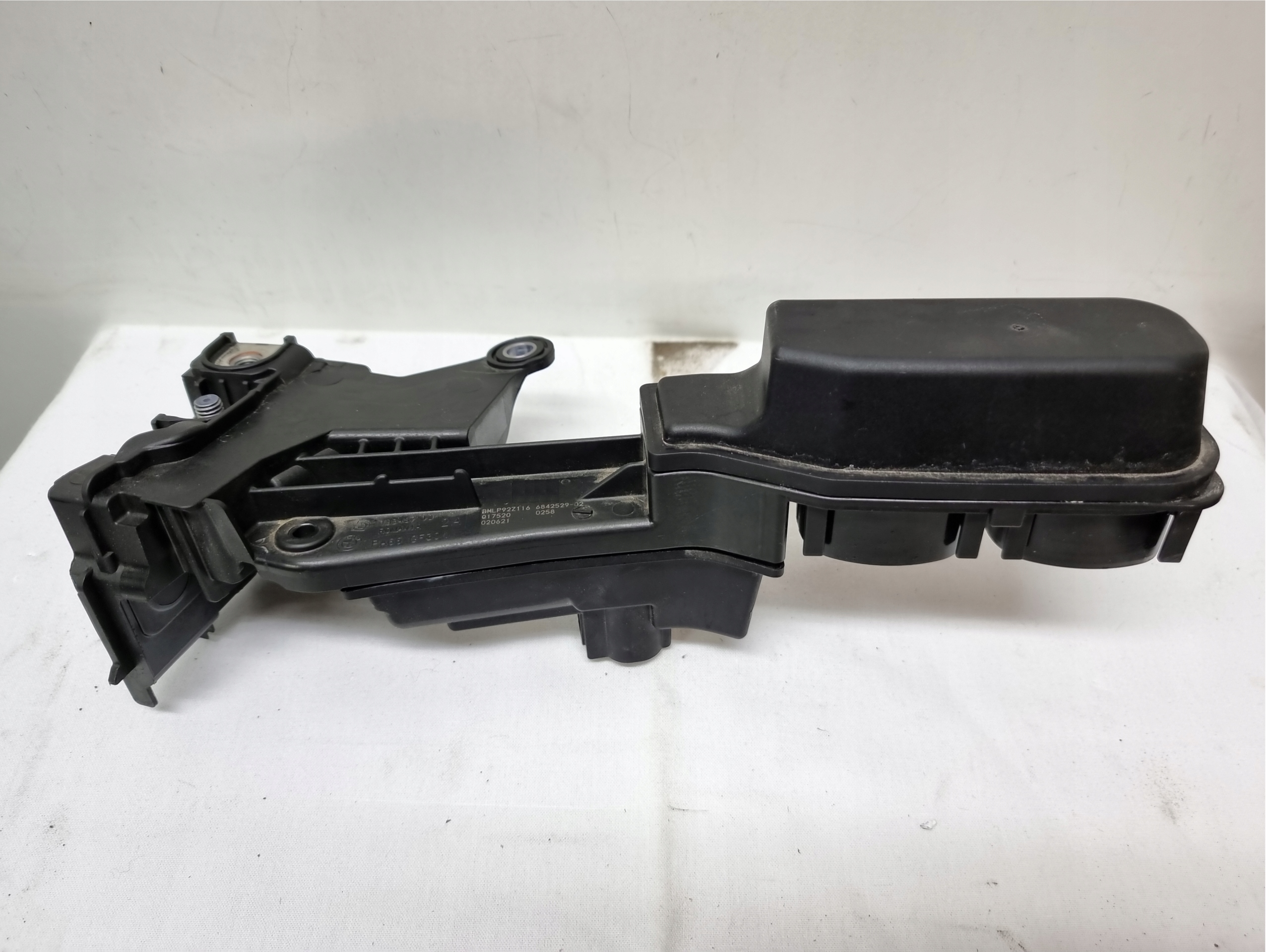 BMW M4 G82 SKRZYNKA BEZPIECZNIKÓW