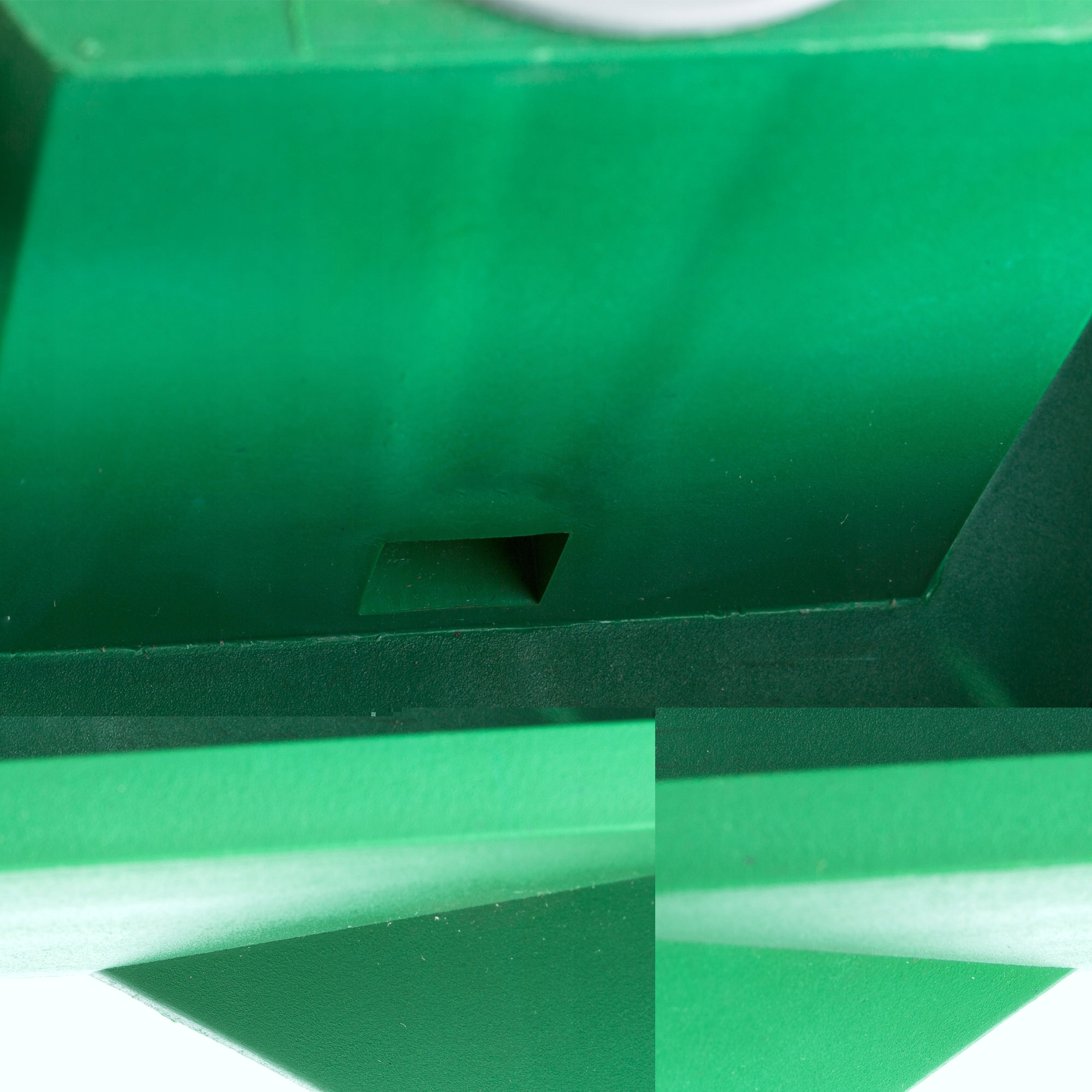 STOJAK CHOINKOWY PODSTAWKA POD CHOINKĘ DO 2 M Materiał plastik