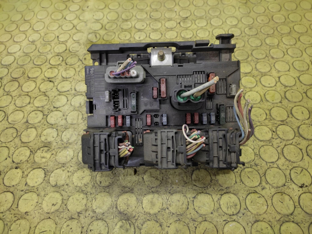 PEUGEOT 307 SW 2.0 HDI modulo BSM 9661087080