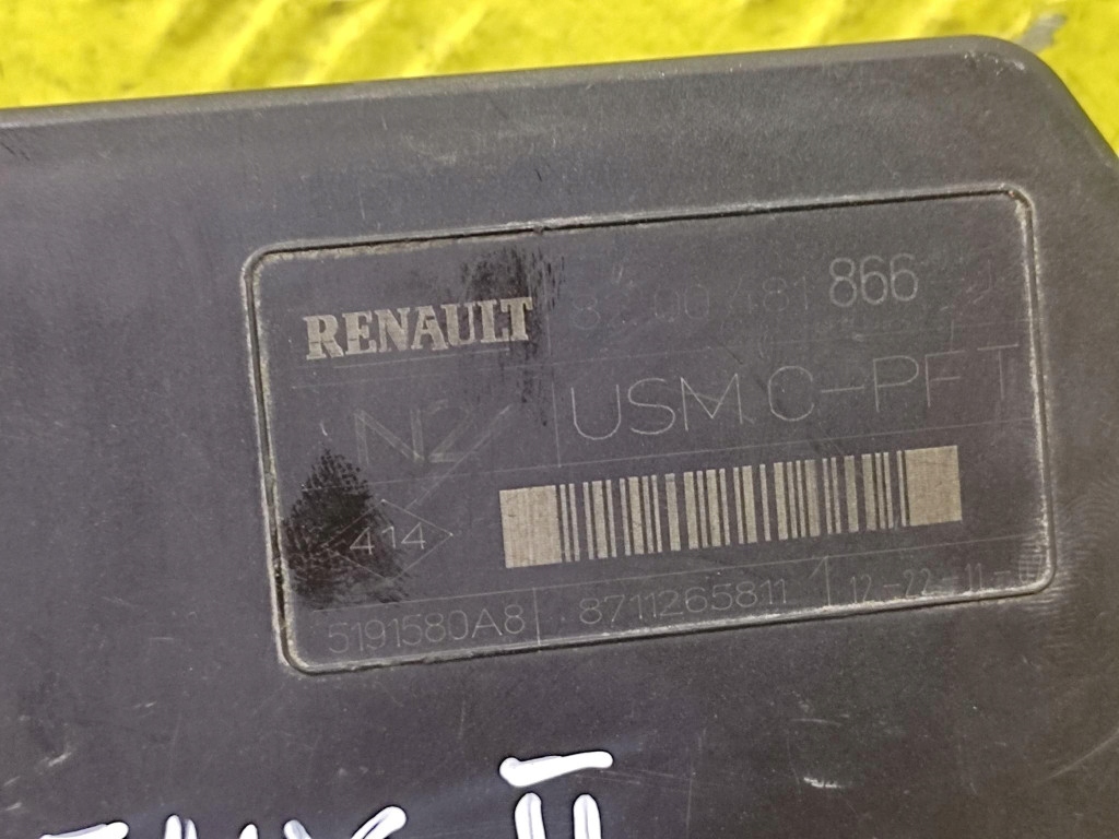 RENAULT SCENIC II module USMC 8200481866