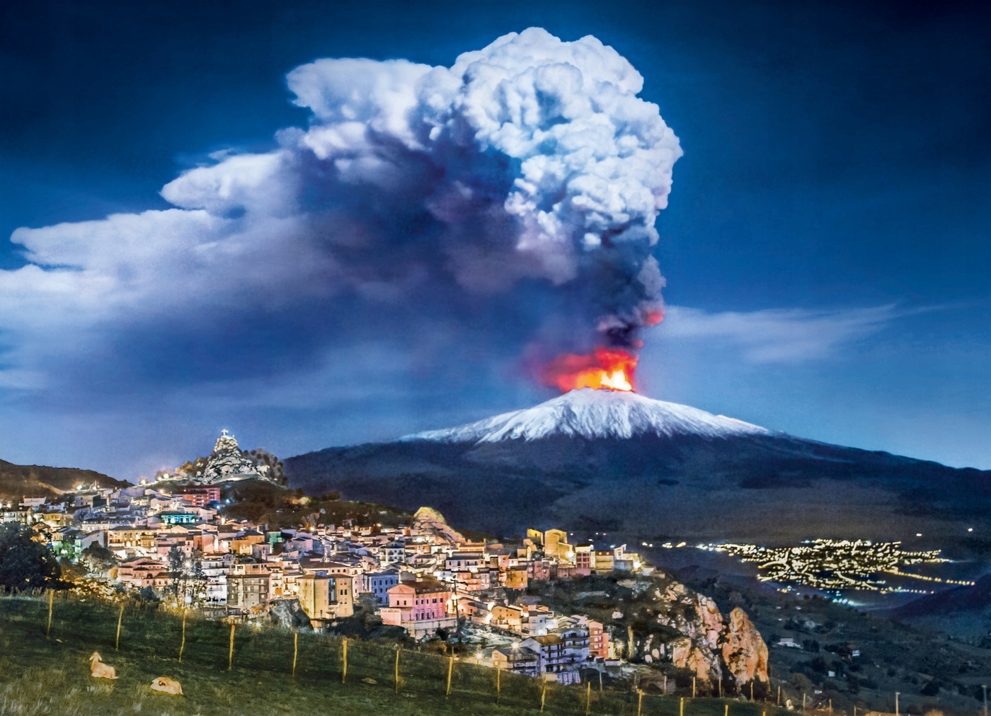 

Puzzle 1000 el. Wulkan Etna We Włoszech Włochy