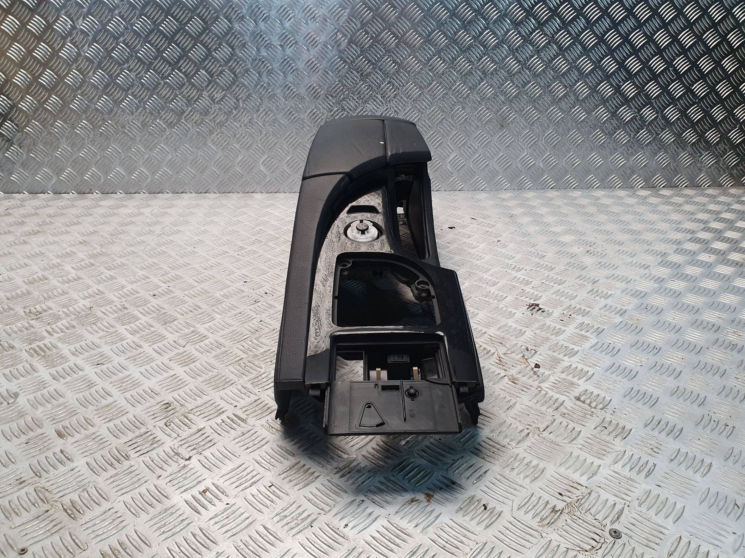 TUNEL media bracciolo 7034086 BMW E60 E61