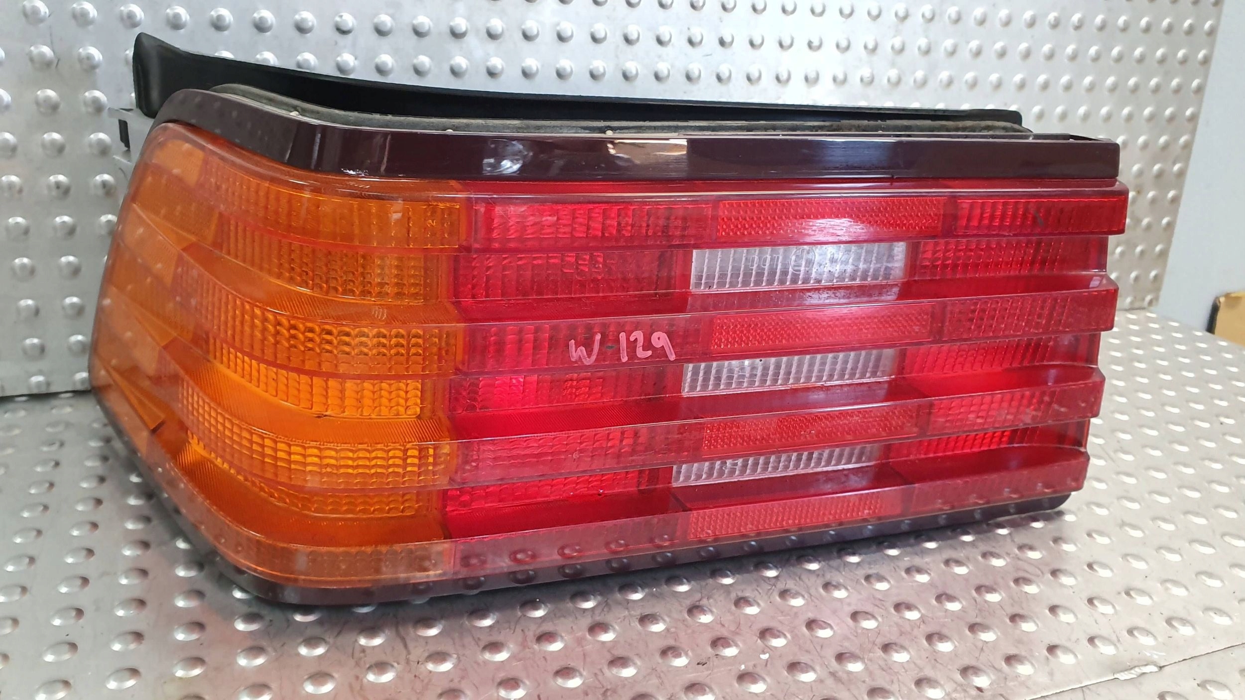 light rear part left 1298201764 MERCEDES SL R129 W129 89