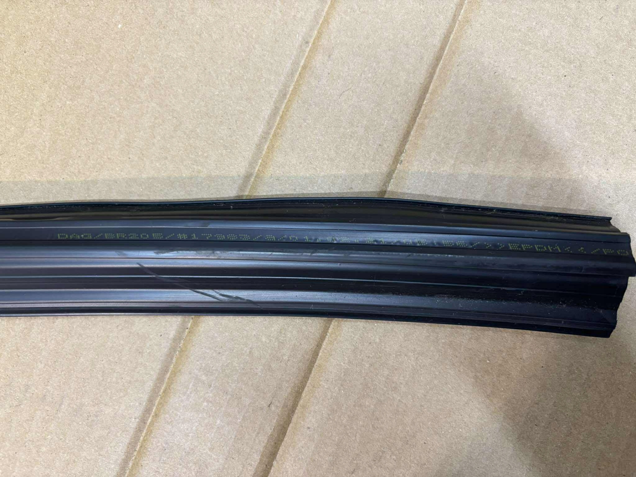 gasket door left front MERCEDES W205 A2057254500