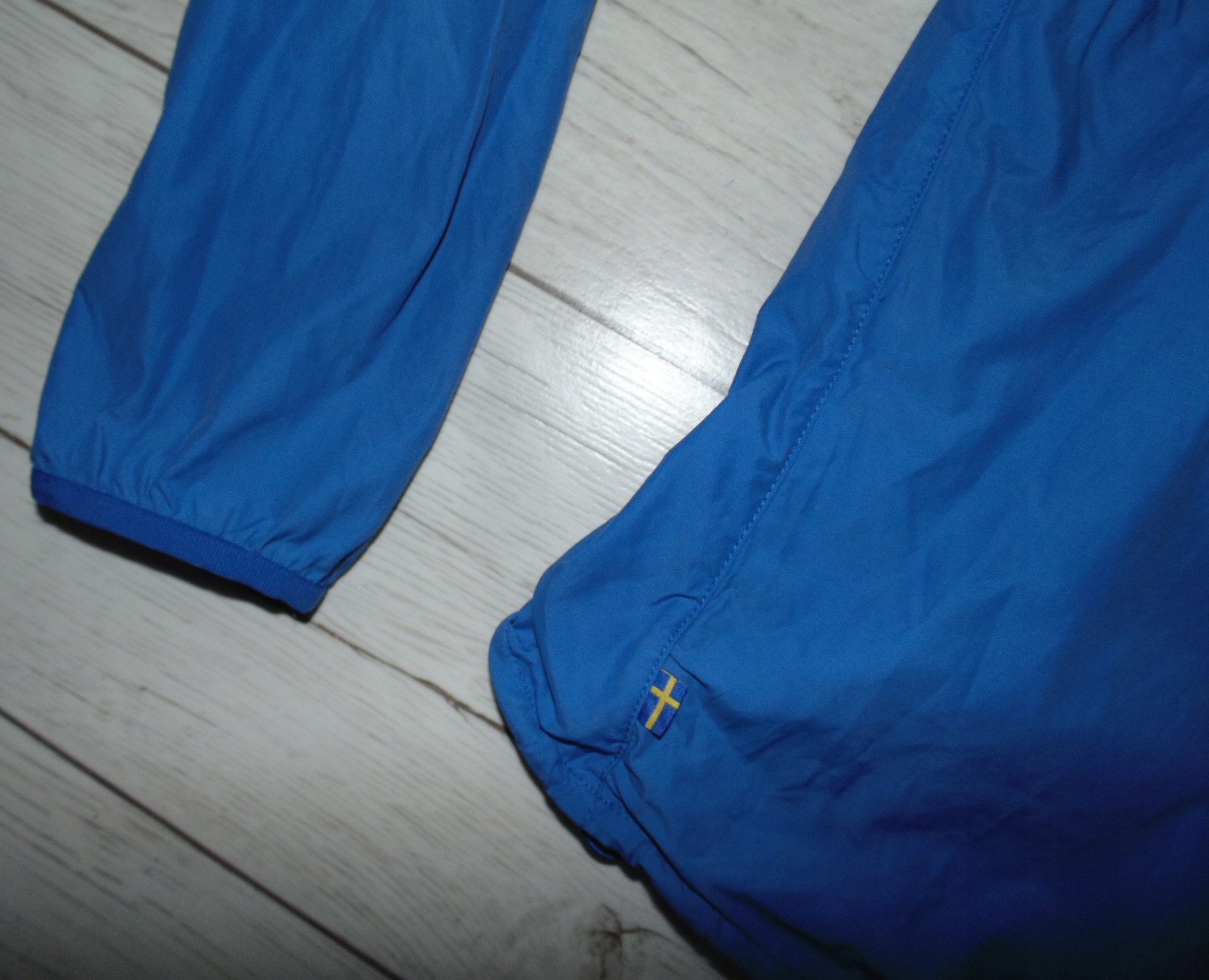 FJALLRAVEN KURTKA MĘSKA WIATRÓWKA r. M / L Kolor niebieski