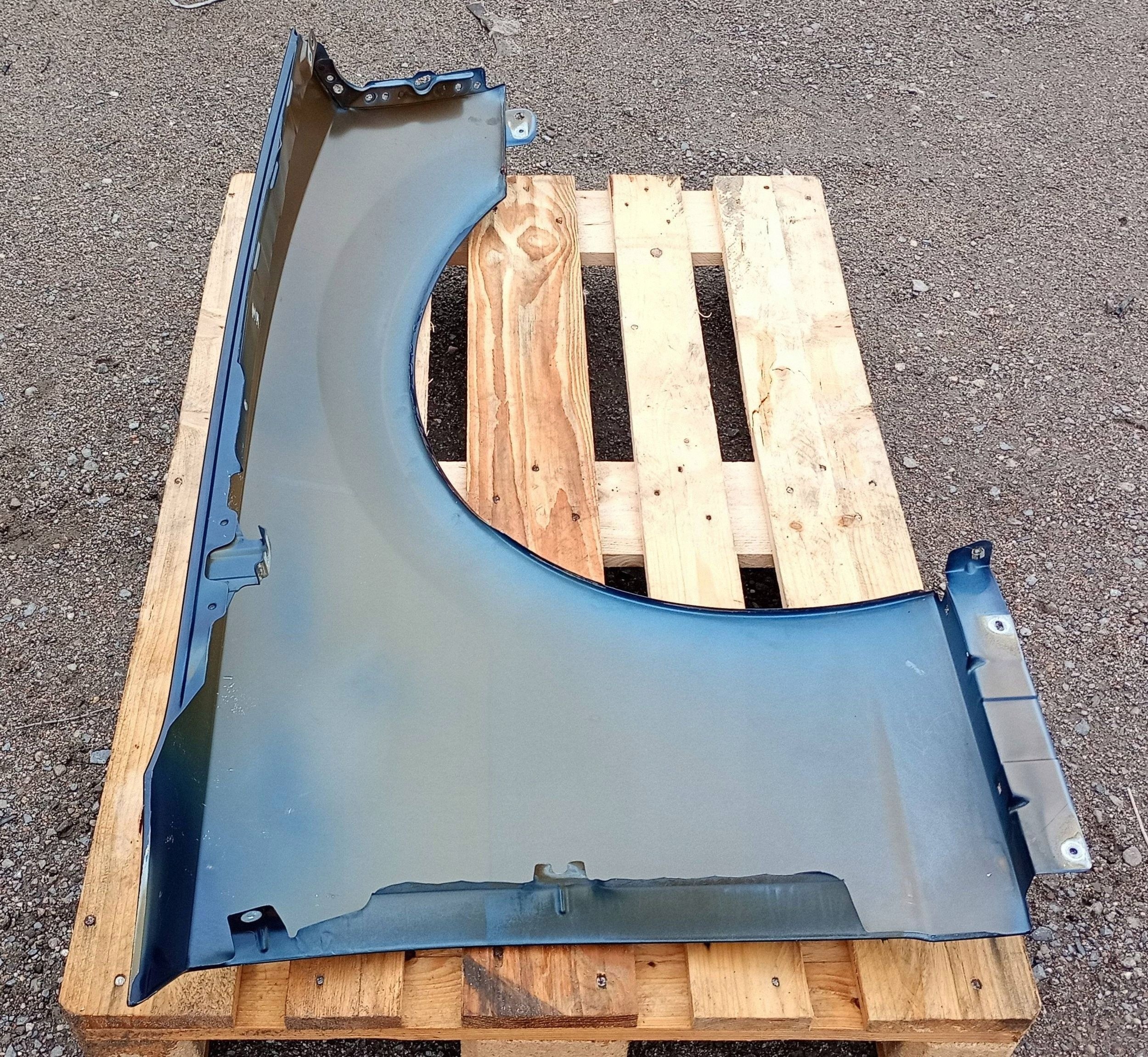 fender left front front left Chevrolet Camaro 2009-2015