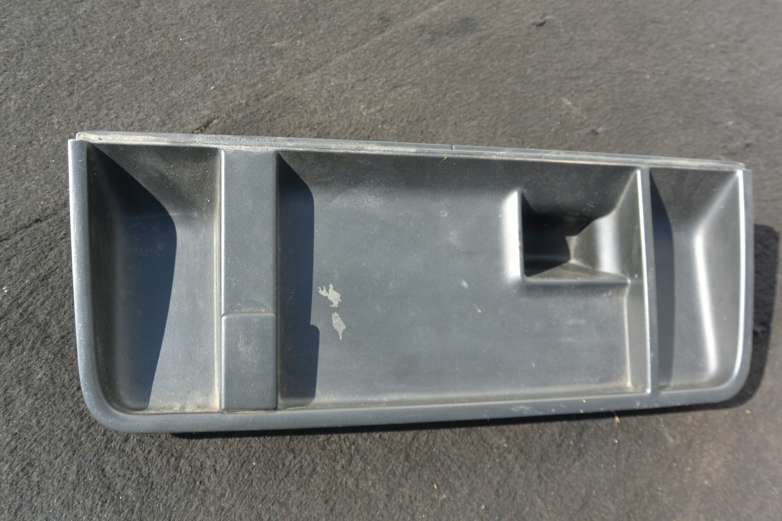 plato consoles of the dashboard VW TRANSPORTER T5