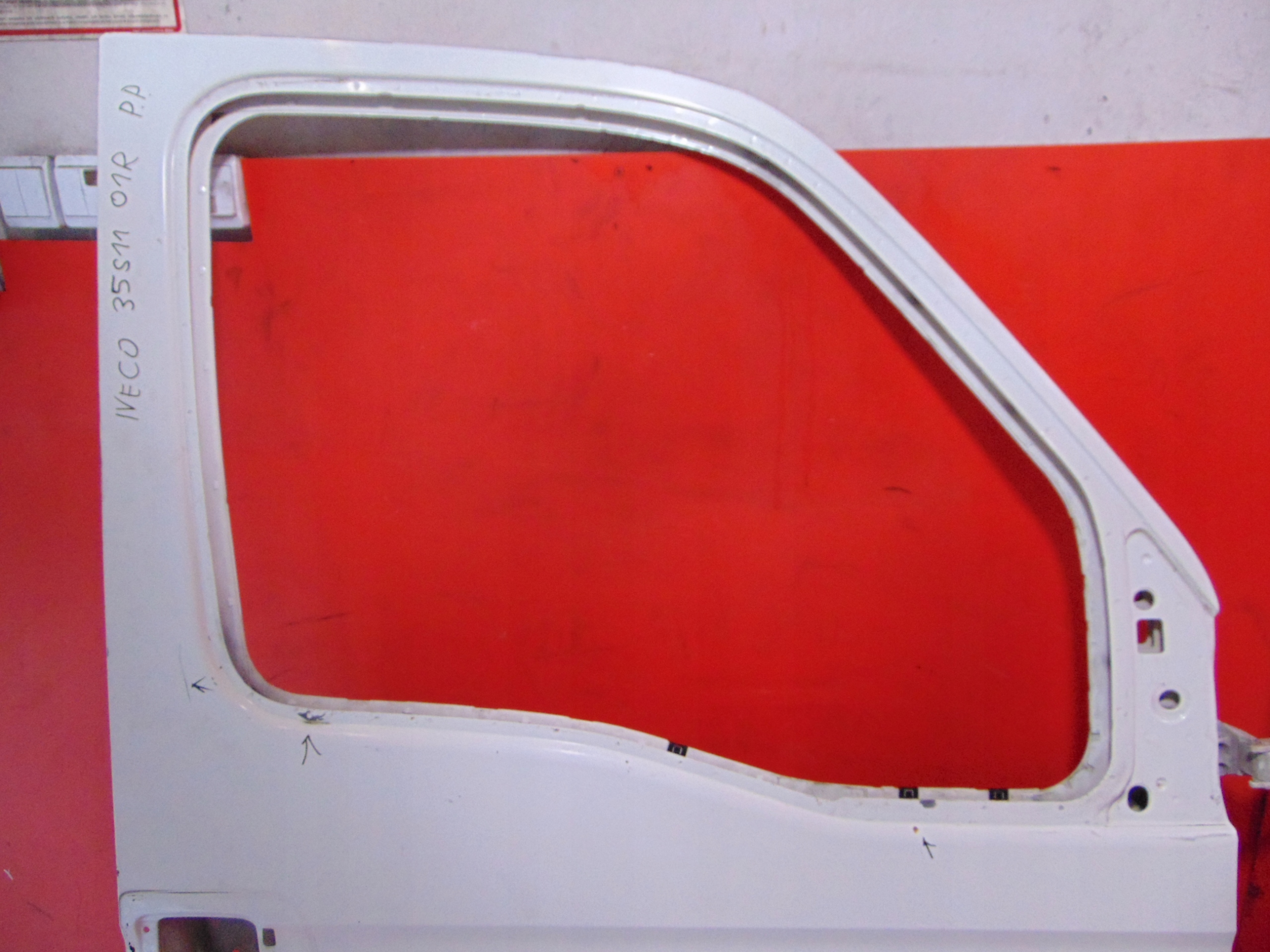 IVECO DAILY III 99- door right front IC334