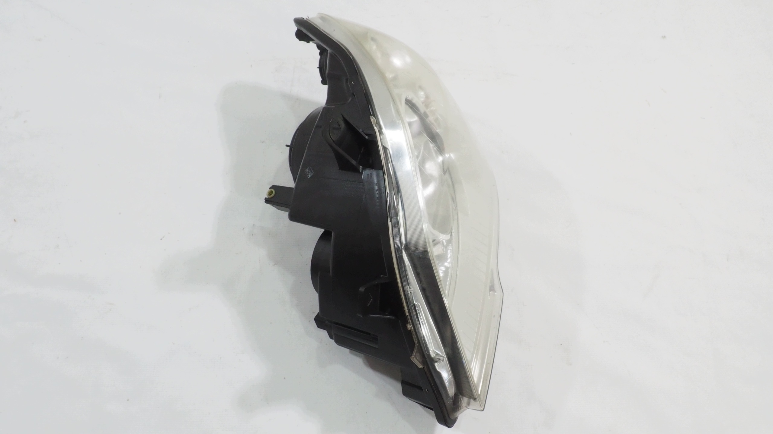 Mercedes Vito W639 lift light left front A6398201861