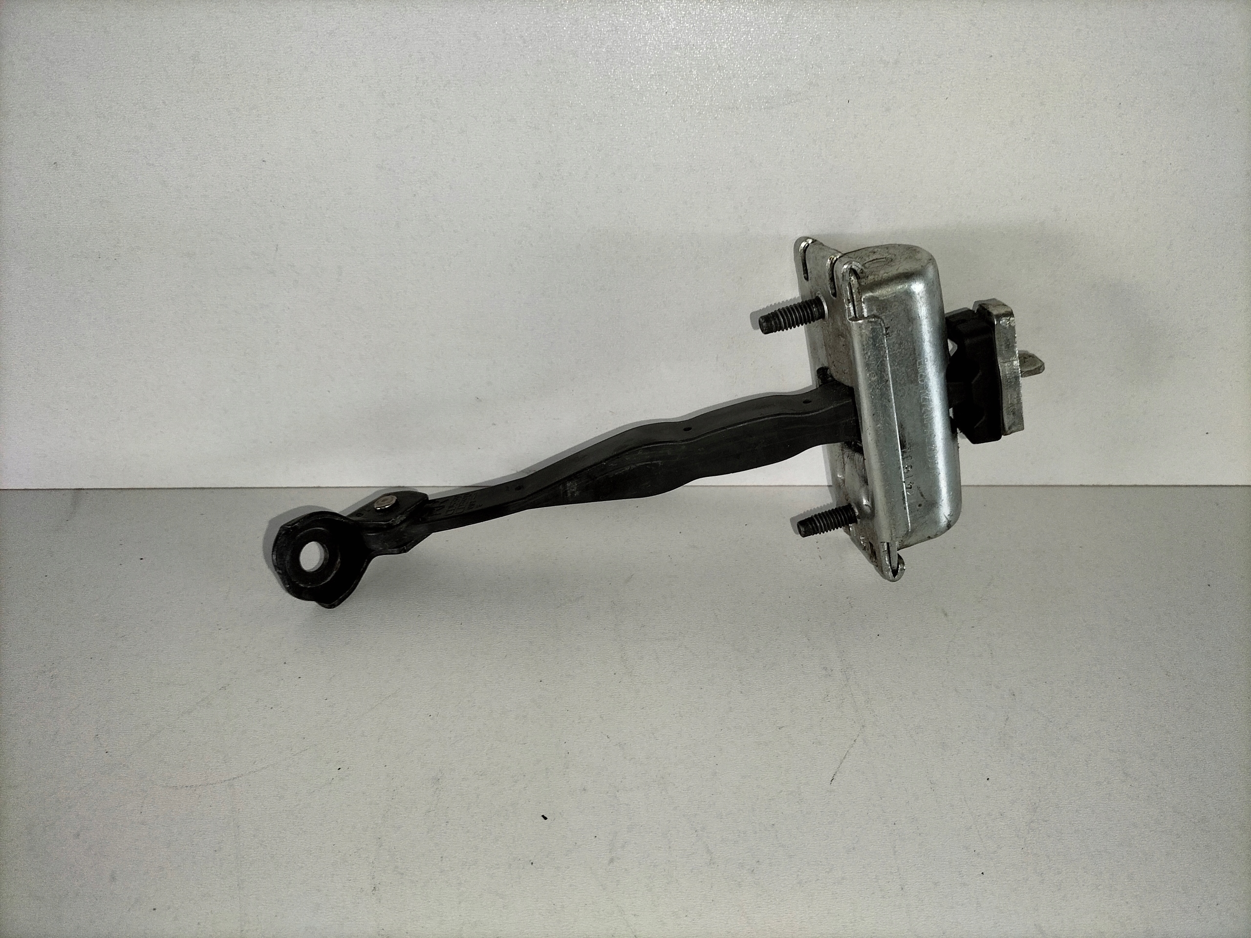 limiter door rear part left FORD S-MAX MK2 15