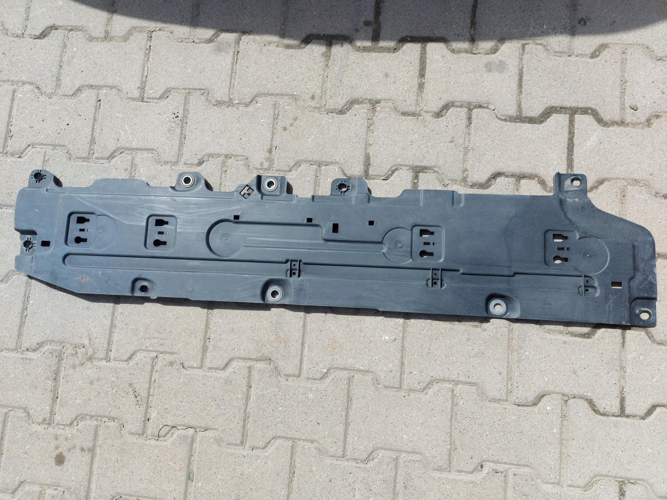 volvo v90 cover chassis right 31497352