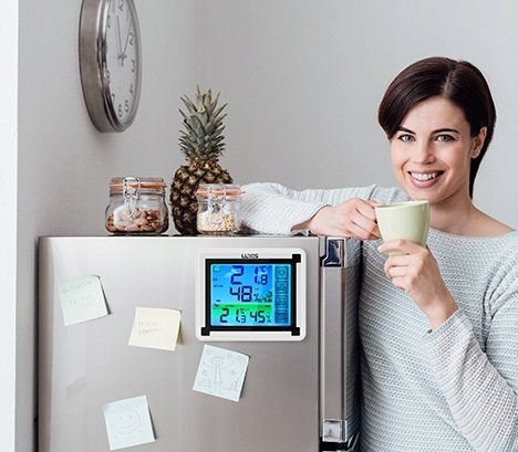 PODRĘCZNA BEZPRZEWODOWA STACJA POGODOWA TERMOMETR Waga produktu z opakowaniem jednostkowym 233 kg