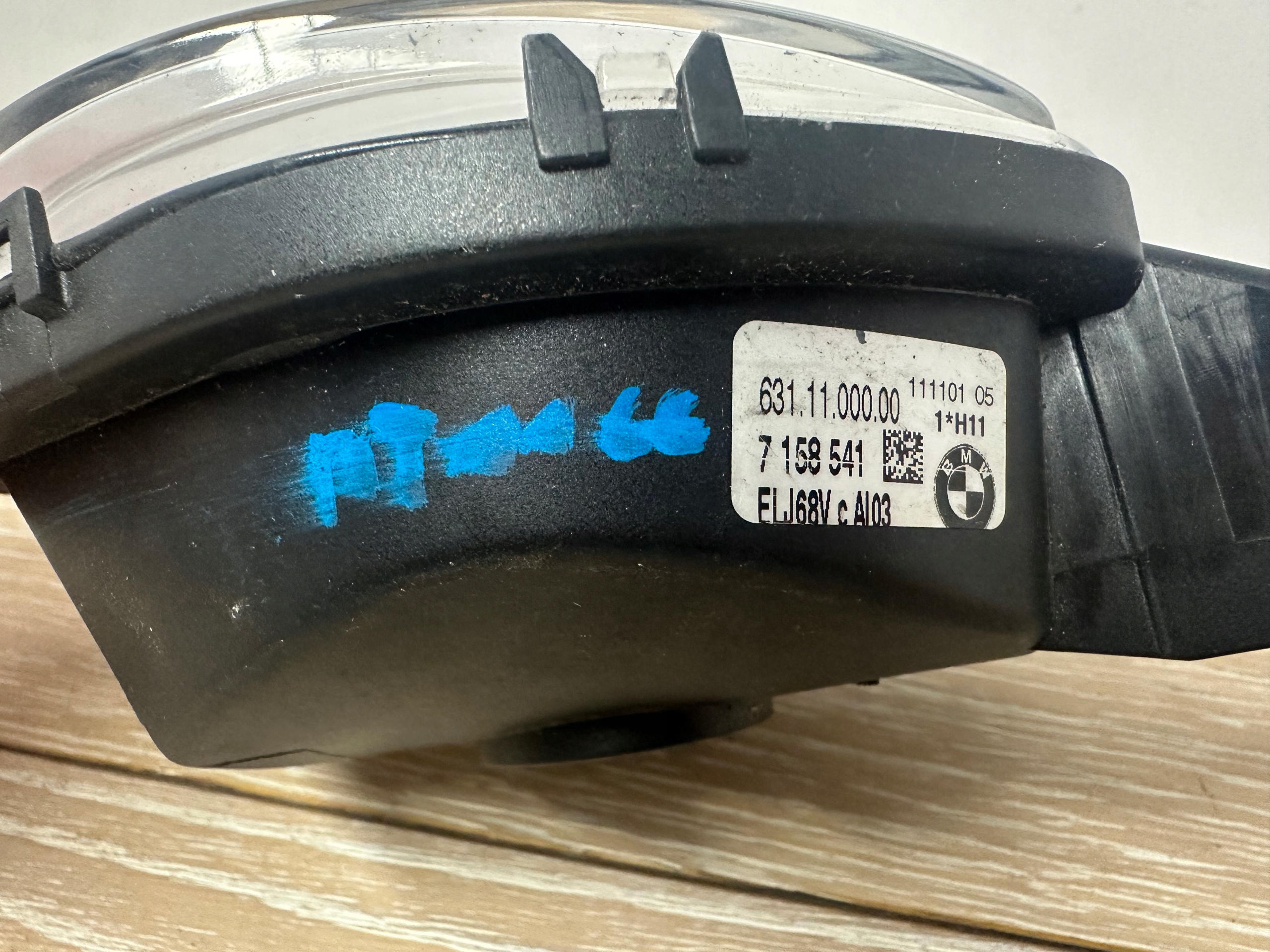 BMW E90 E91 fog light left 7158541