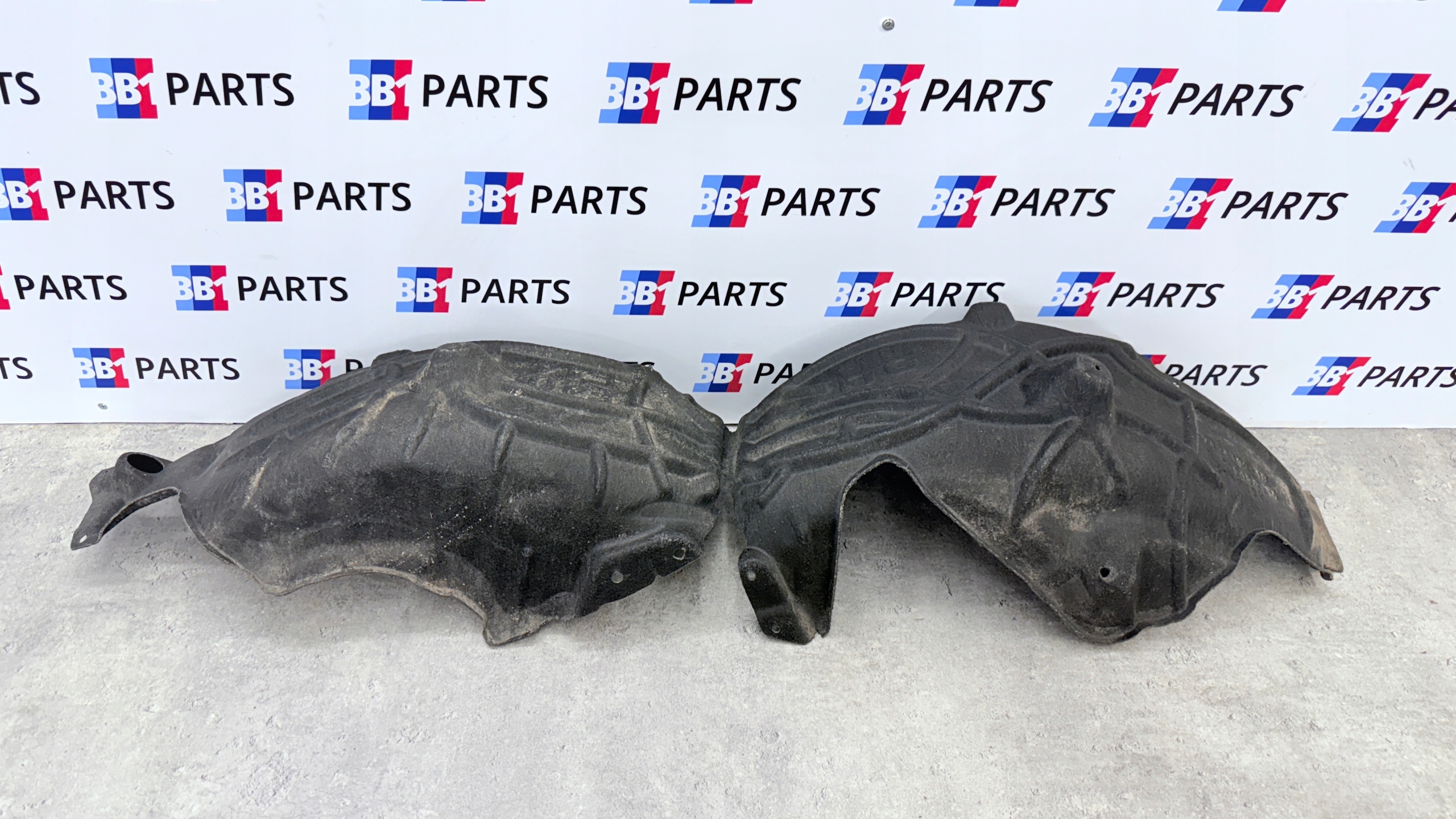 BMW 1 F40 mudguard right rear part TYLE 7484192