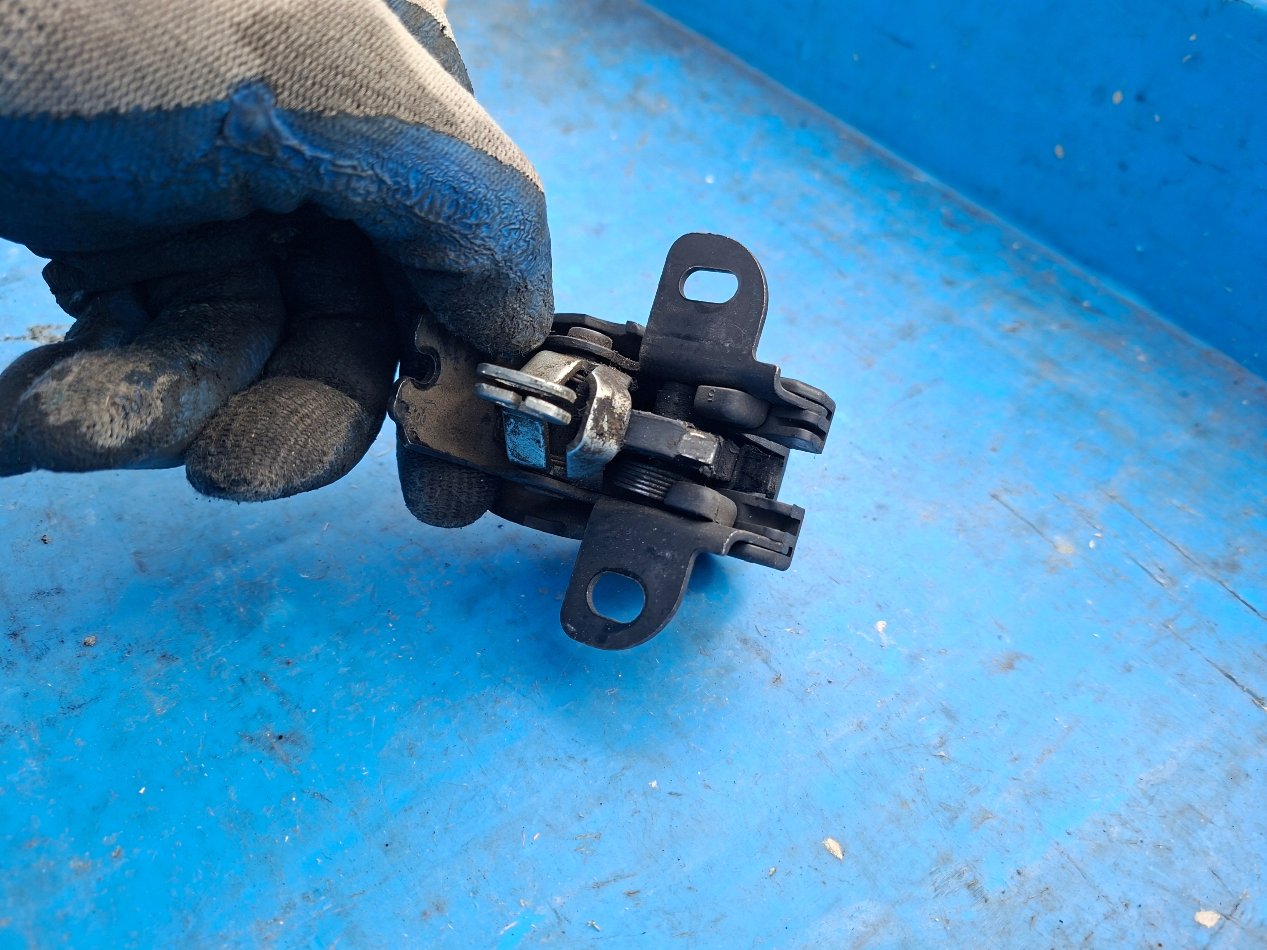 rygiel door Opel Combo right rear part upper