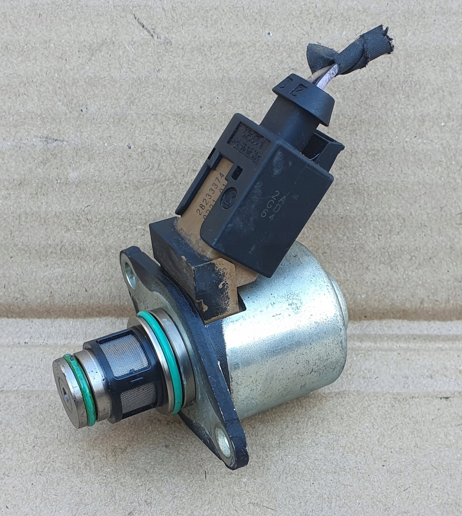 28233374 - MERCEDES W176 2.2 CDI регулятор тиску палива