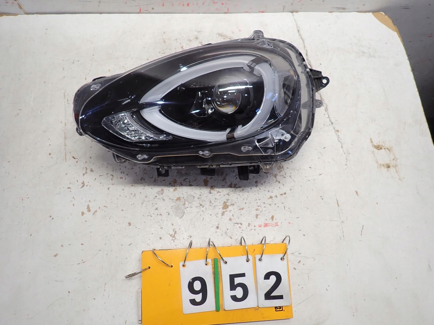 light front front left FIAT 124 SPIDER 2016- FULL LED NC3E-51040