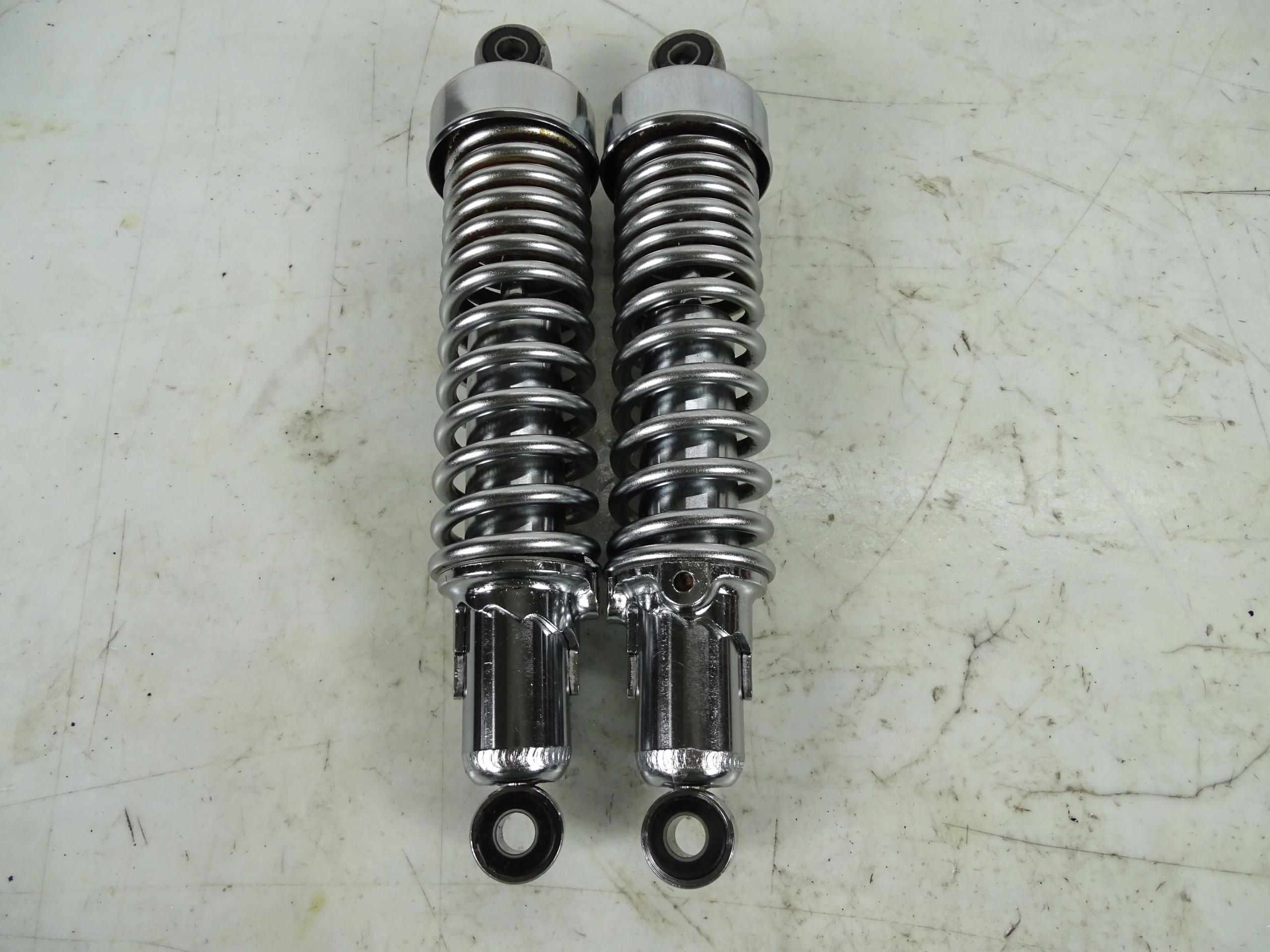 Suzuki GS 450 L задние амортизаторы