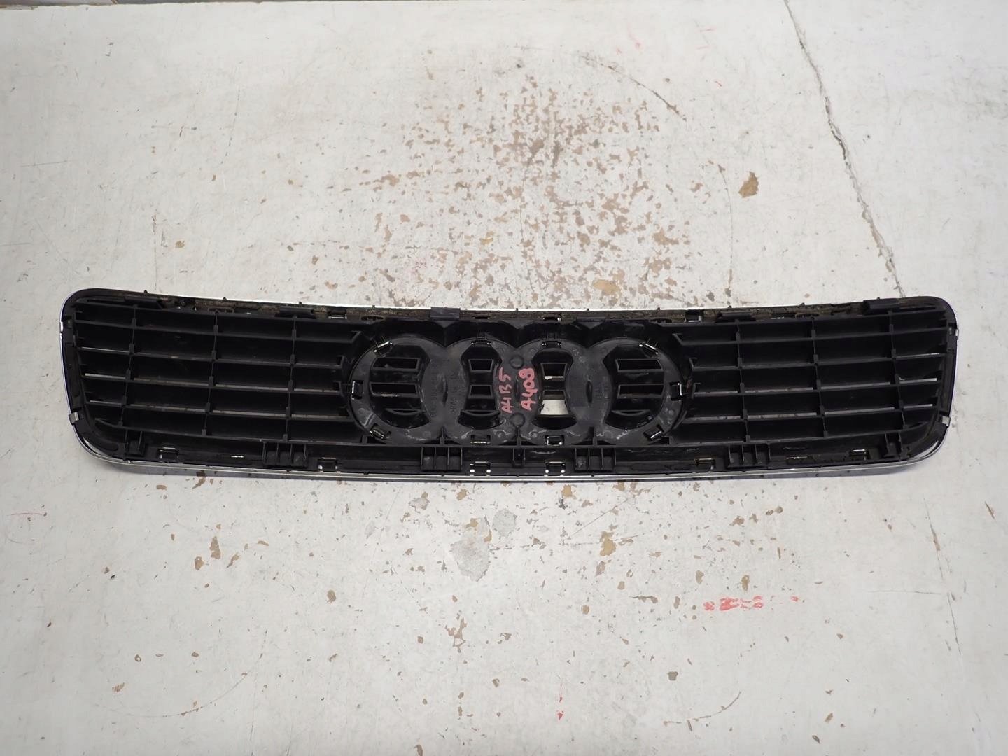 grille AUDI A4 B5 1995- 8D0853651J