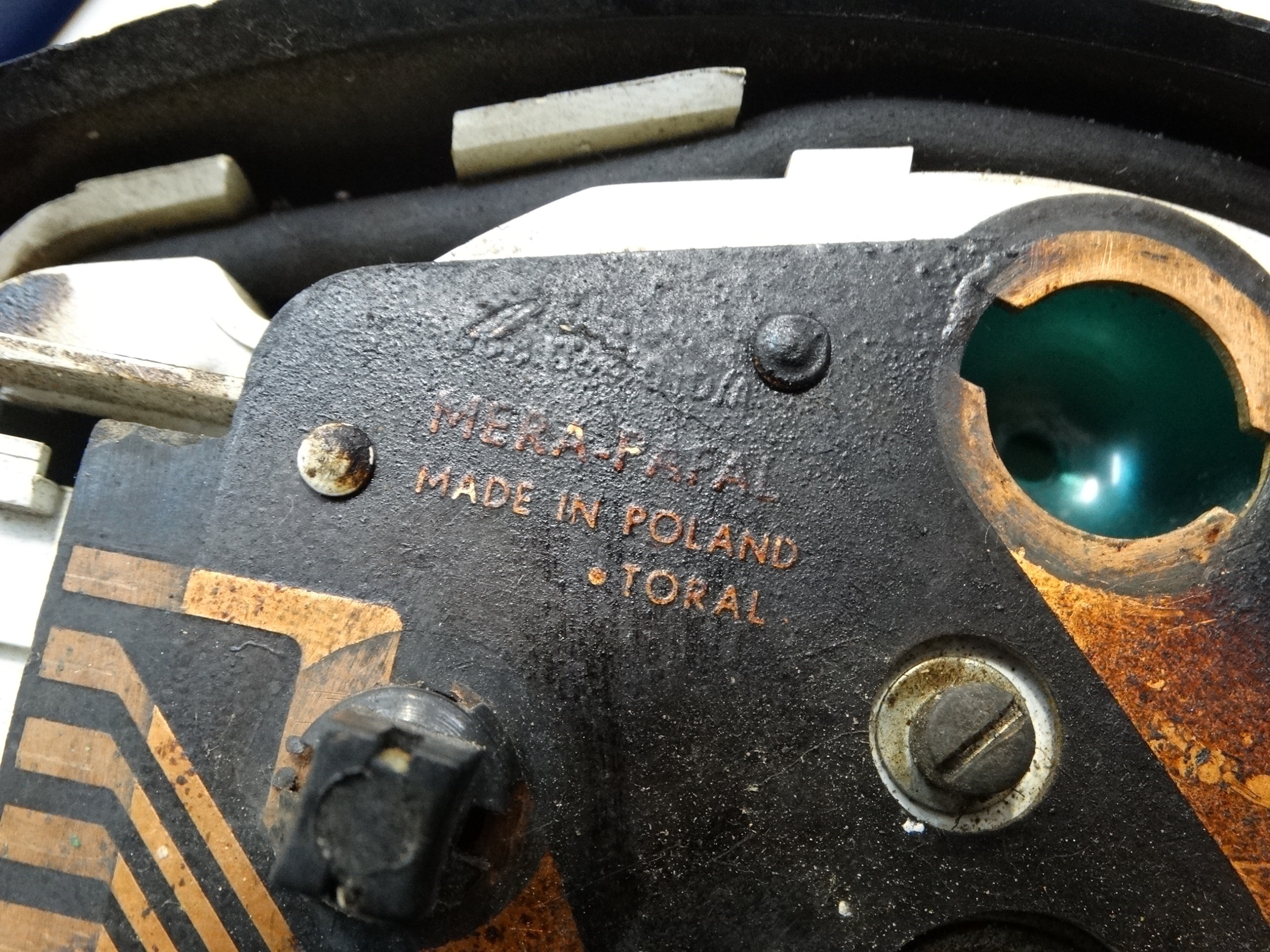 dials dials KAPLICZKA MALUCH FIAT 126P
