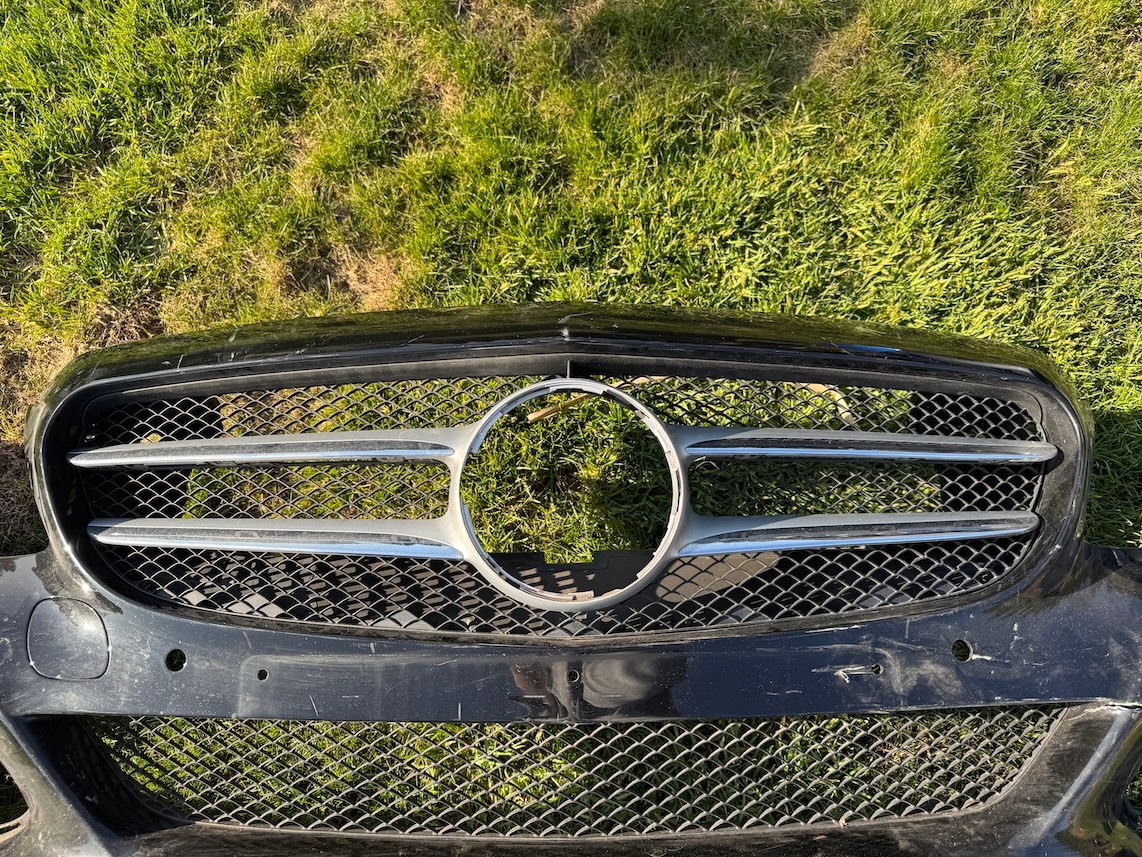 Mercedes-Benz C-Klasse W205 Kühlergrill FRONTGRILL Kühlergitter A2058801704 - Thumbnail 1
