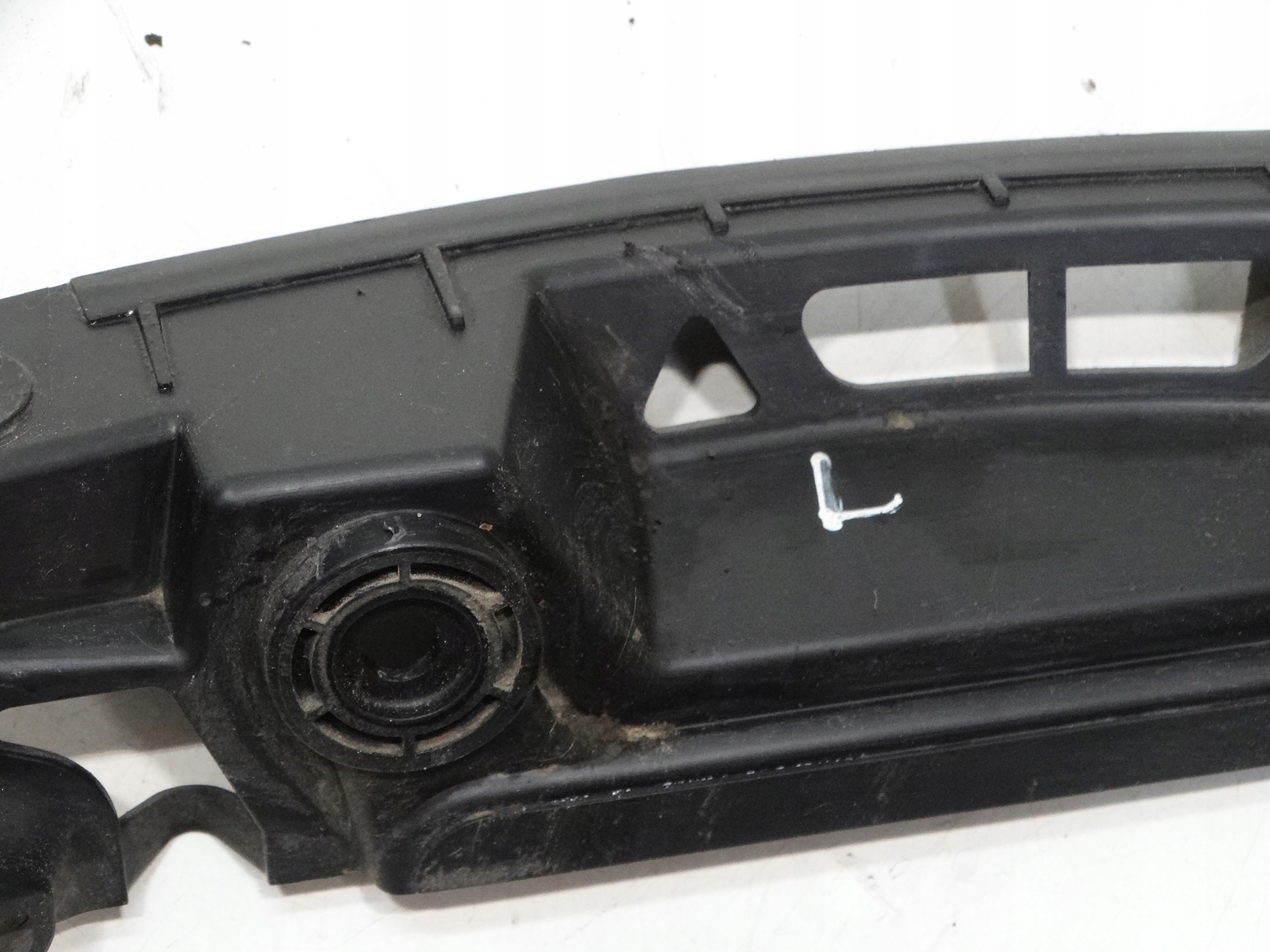 bumper bracket left rear part SKODA OCTAVIA II 1Z9807393