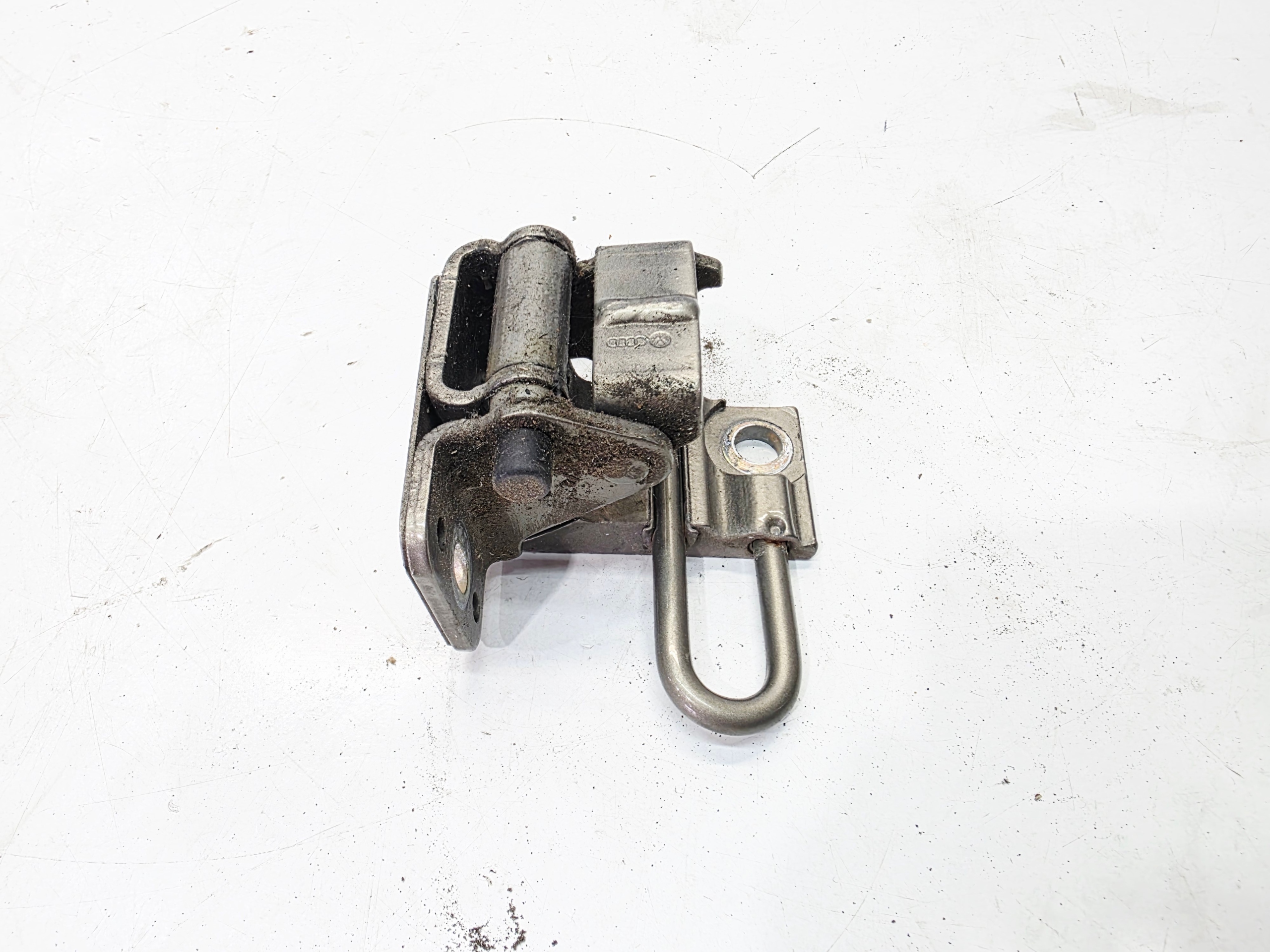 hinge door rear left lower AUDI A3 8P 8P4833411