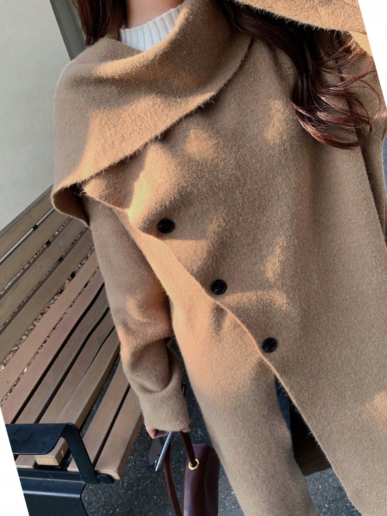 Dámský asymetrický dlouhý stylový kardigan Hnědý L 40