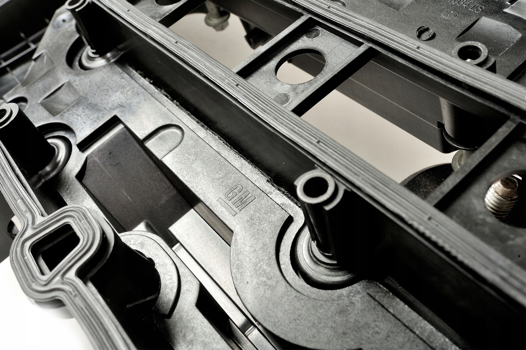 POKRYWA ZAWORÓW GM OPEL ASTRA J INSIGNIA A MOKKA TURBO 55573746 25203036 Producent części General Motors