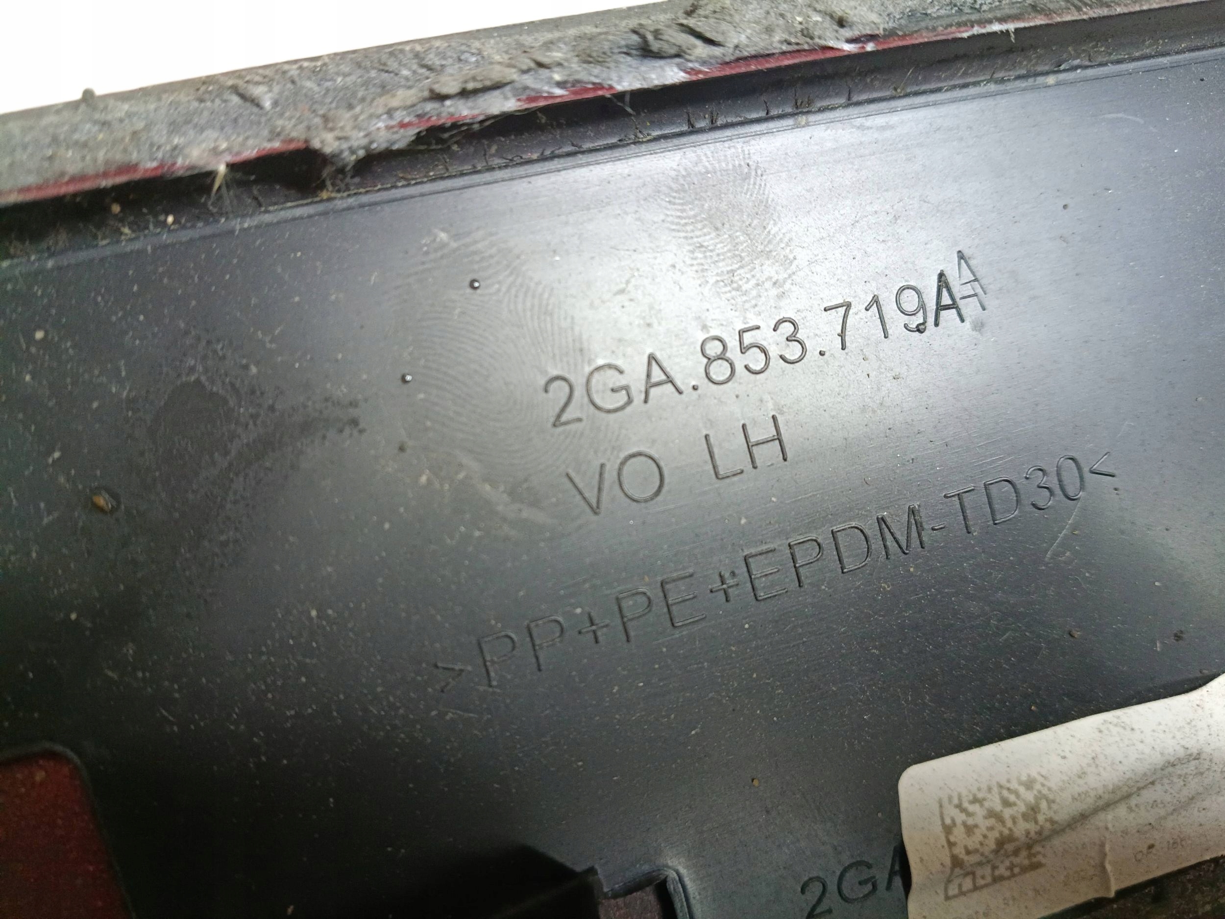 VW T ROC R LINE moulding for door left front 2GA853719A 2GA853959A