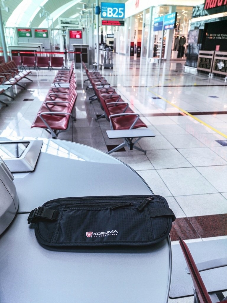 NERKA SASZETKA NA BIODRO ochrona RFID brązowa Kod producenta KUK-120BR