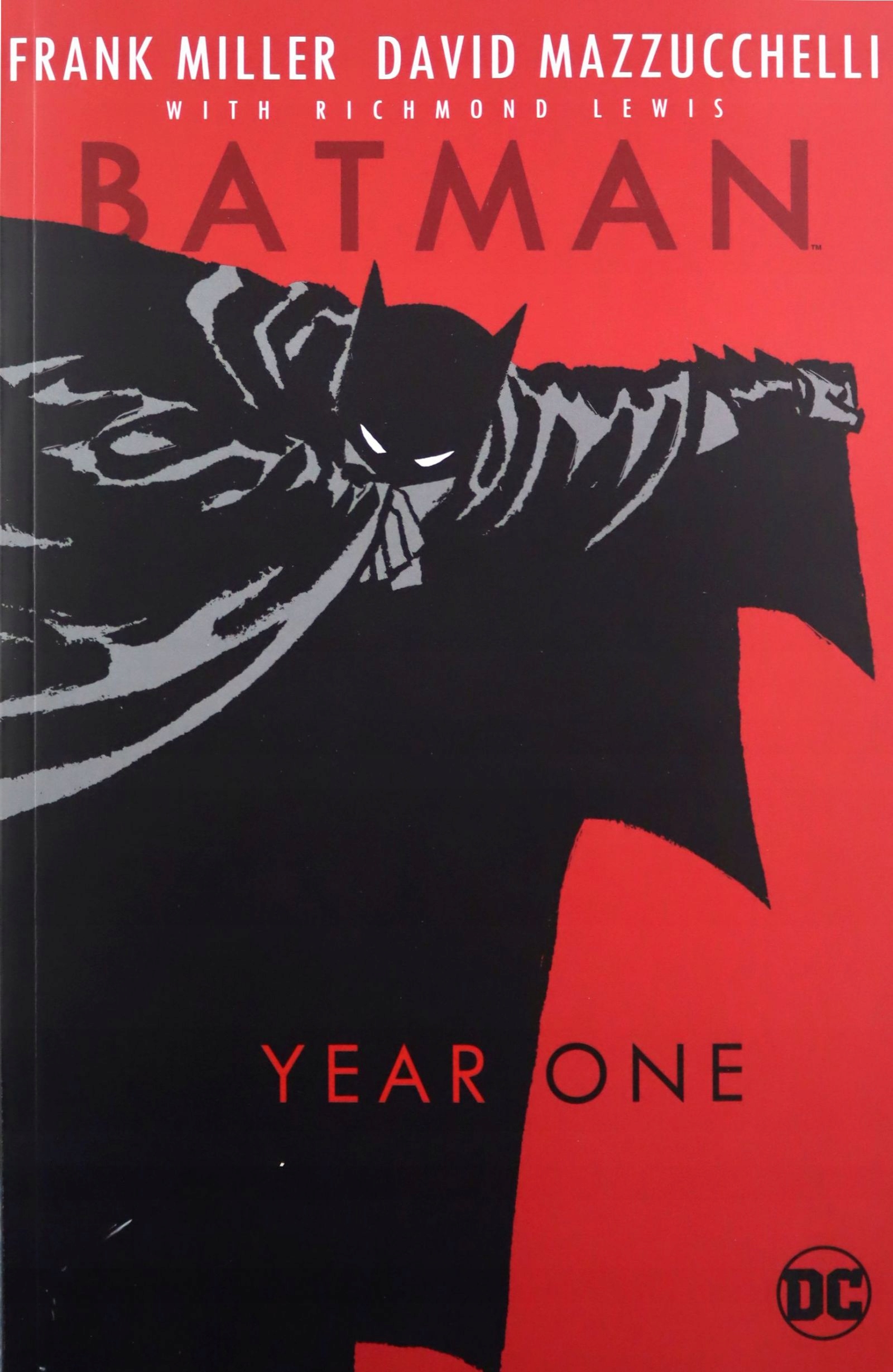 BATMAN YEAR ONE DELUXE SC - Frank Miller [KOMIKS]