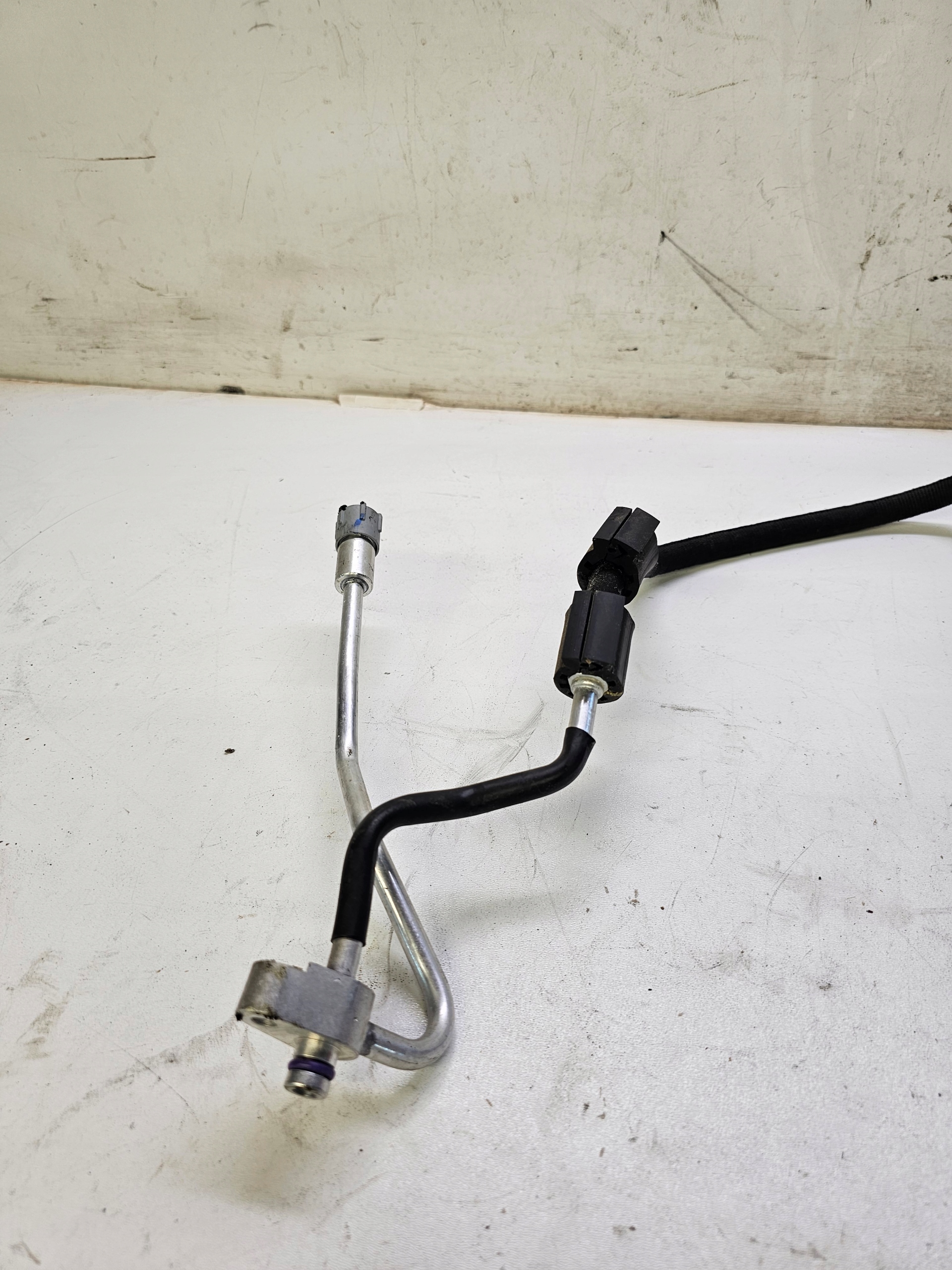 vedení hadice klimatizaci AUDI A6 C8 4K 4K1816720AC