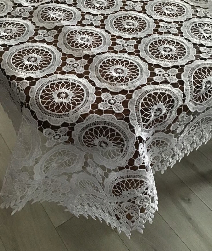 

Obrus Z Gipiury Biały Cały Koronkowy 150 x 260 cm