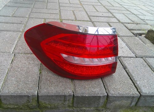 MERCEDES E KLASA W213 KOMBI LEWA TYLNA LAMPA LED ORYGINAŁ