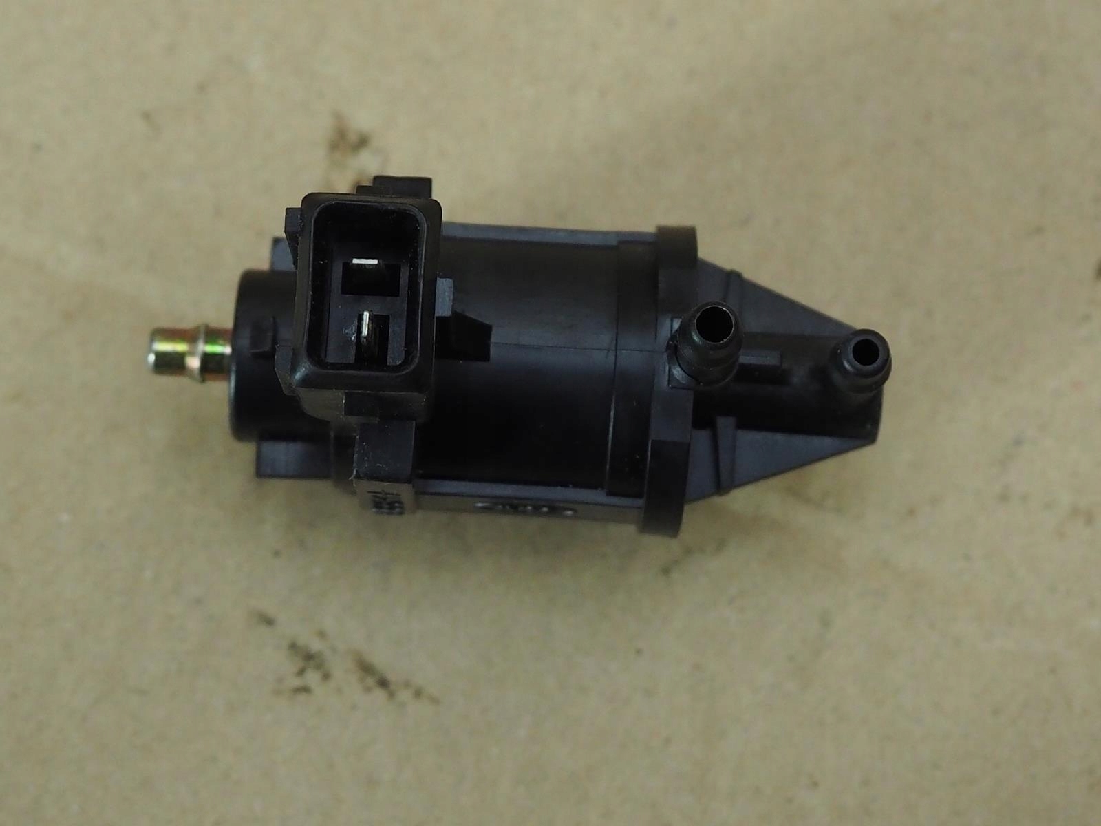 клапан давления 93BB9H465BA FORD GALAXY MK1 2.0