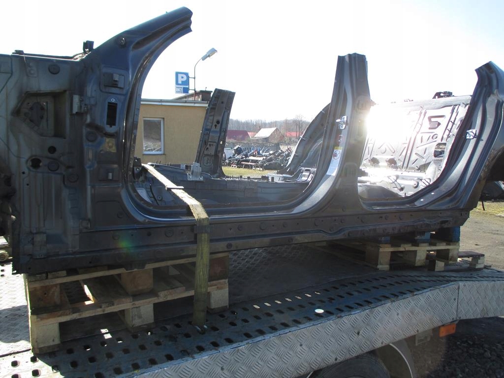 BMW 740 F01 08-15 SŁUPEK ŚRODKOWY LEWY