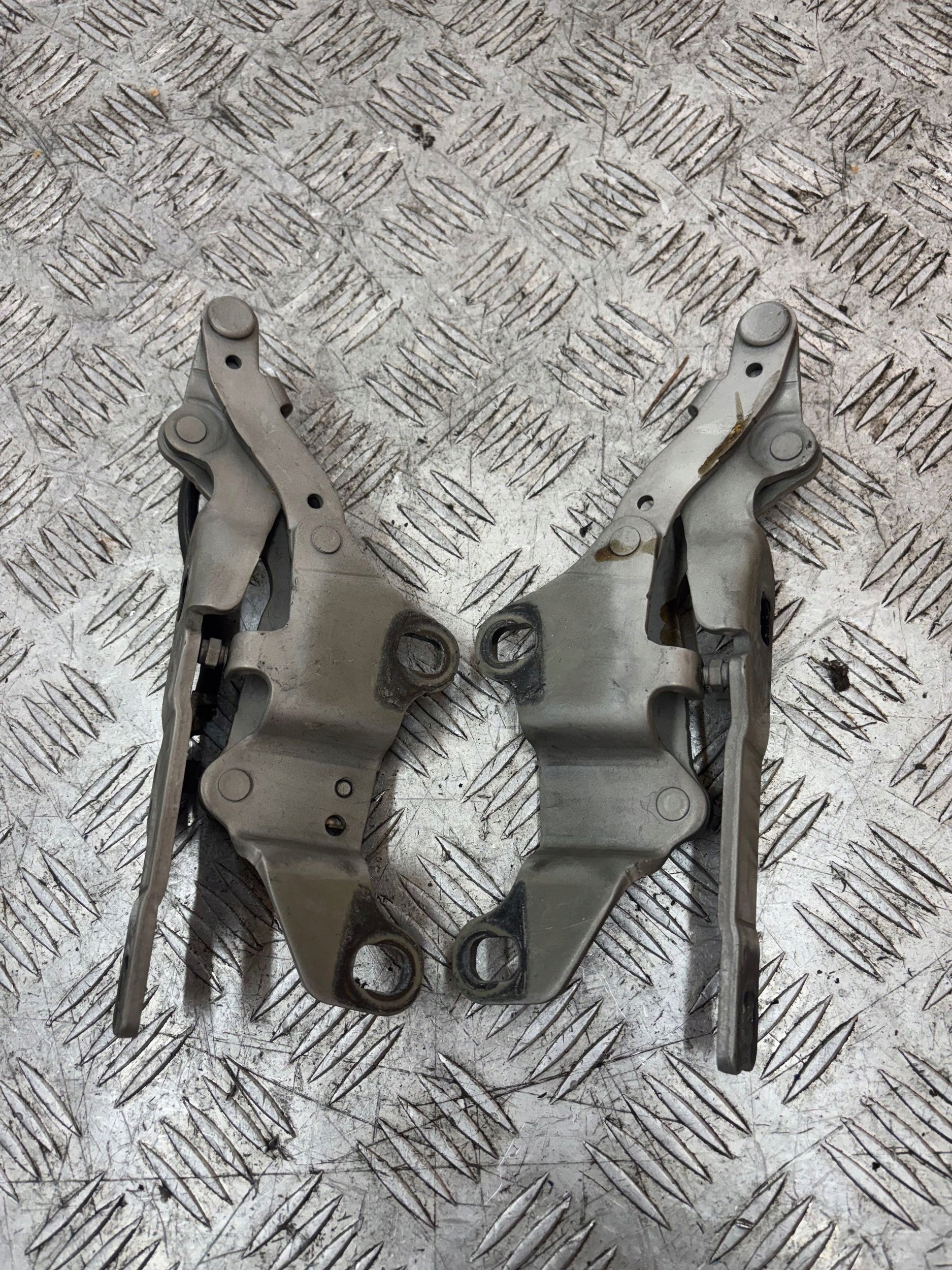 hinge bonnet hinges left right BMW 3 E90