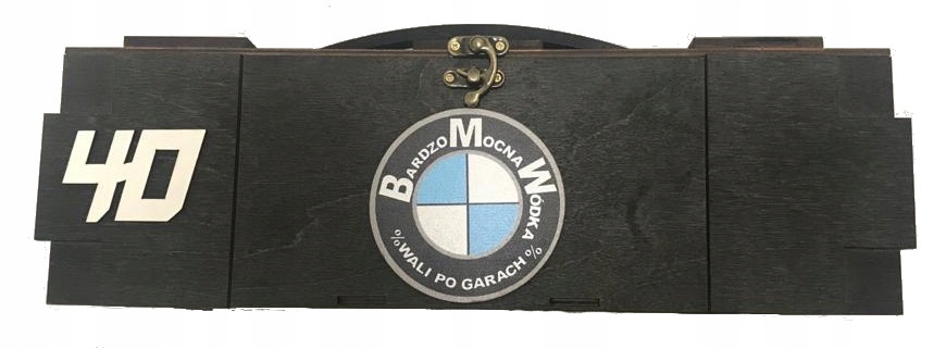 

Skrzynka na alkohol Bmw Bardzo Mocna Wódka 40
