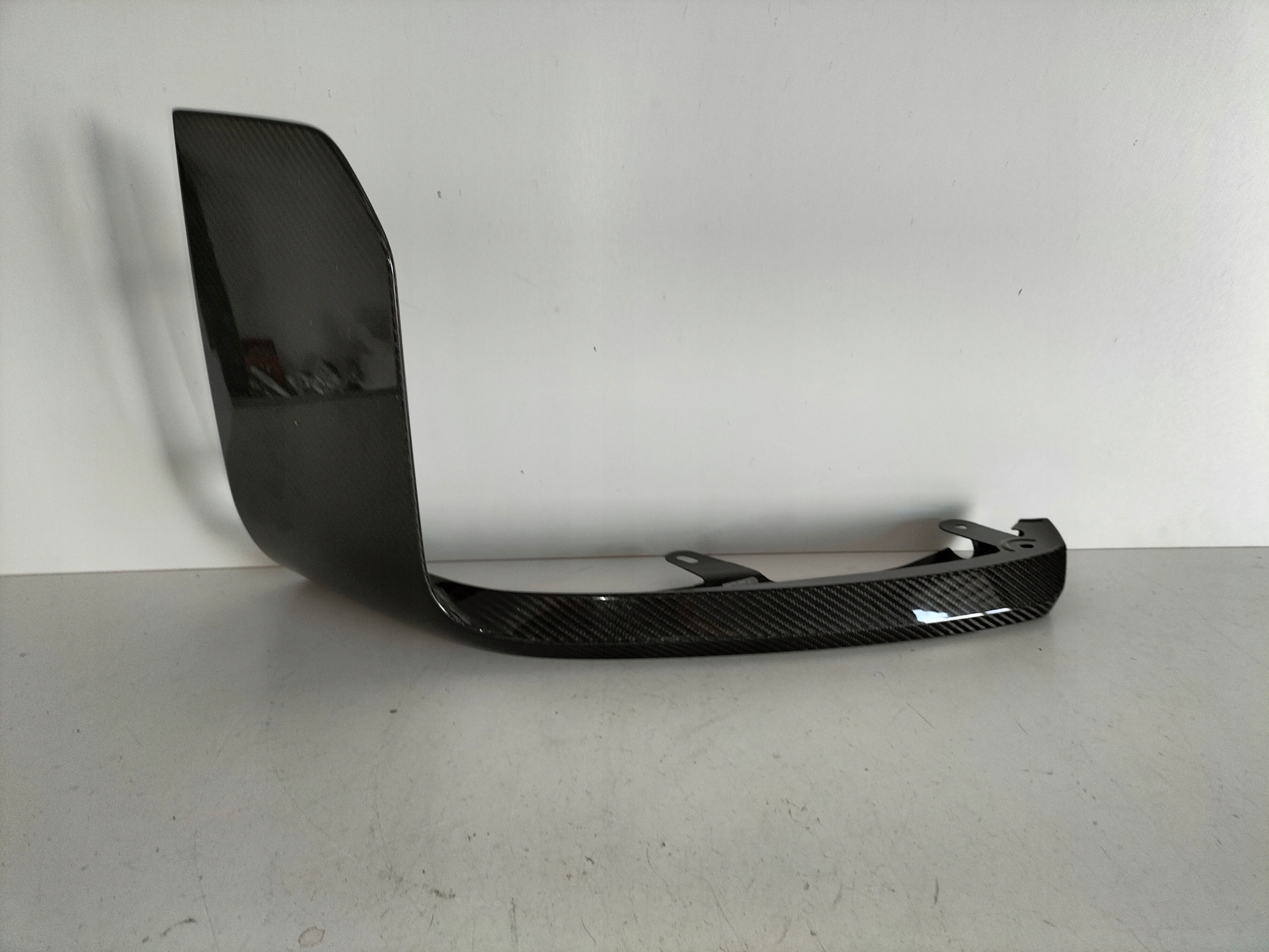 cap accessories of a bumper front right carbon BMW M2 G87 M PERFORMANCE