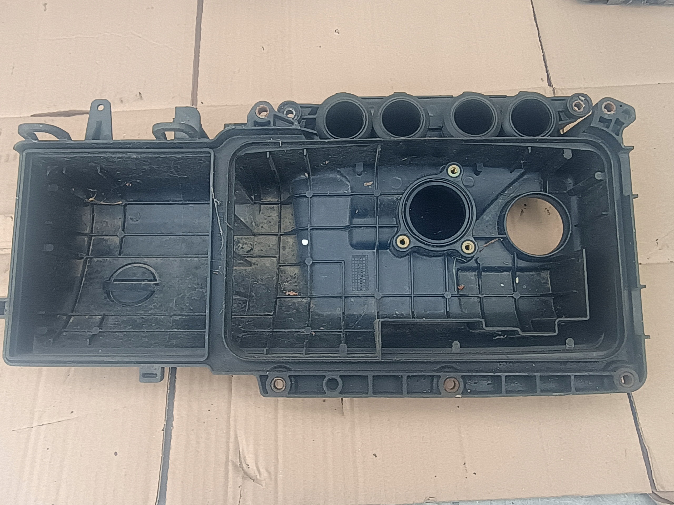 Abdeckung der Ventile AX605 NISSAN MICRA K12