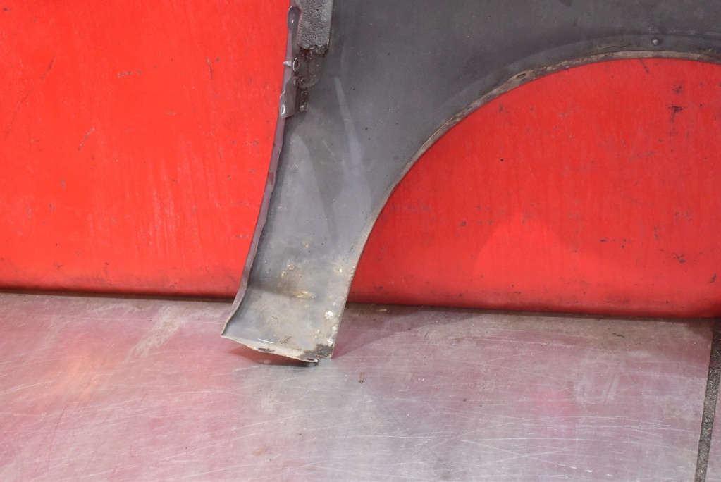 fender left front front graphitic AUDI A6 C6 04-08