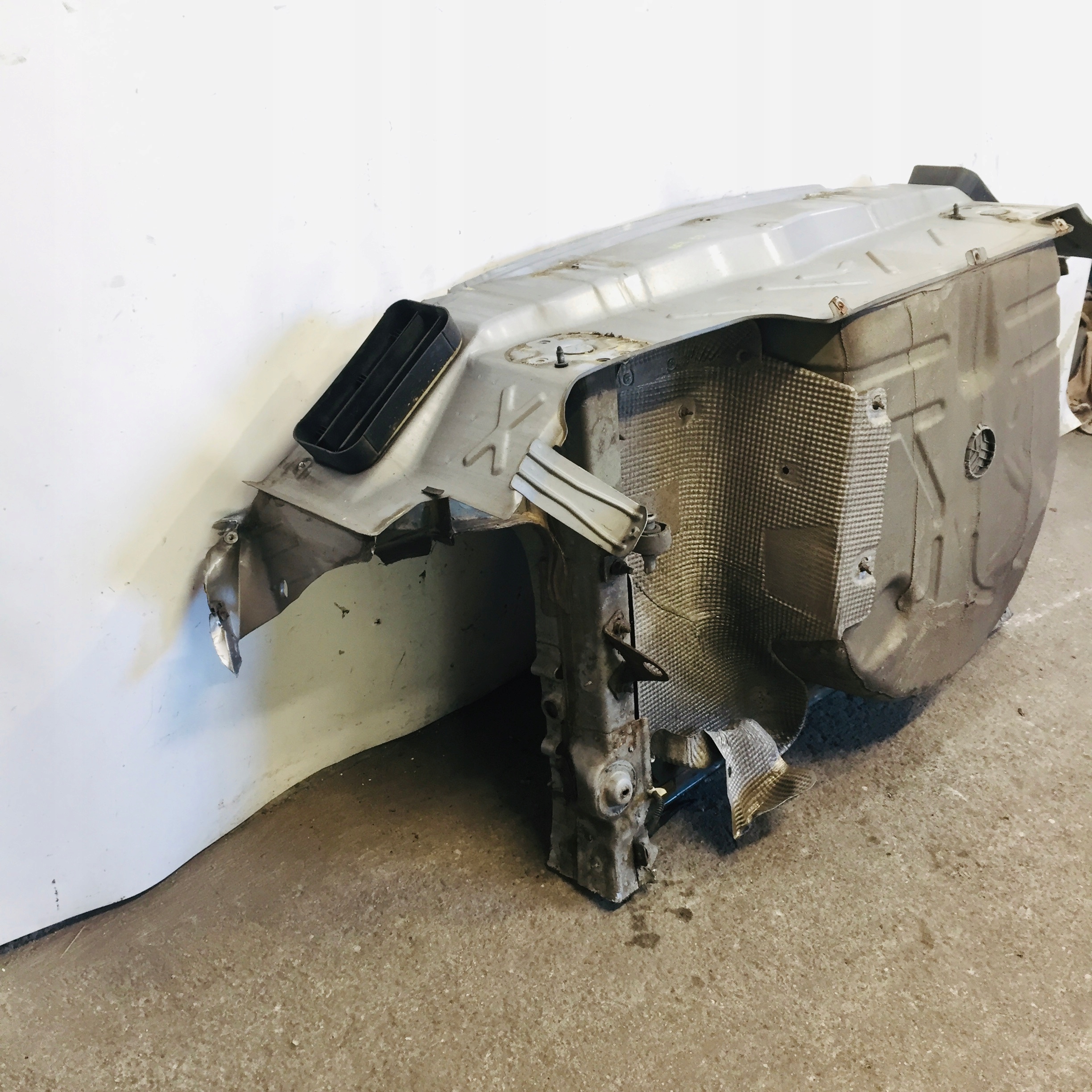 PAS TYLNY WANNA PEUGEOT RCZ #93 Producent części Peugeot OE