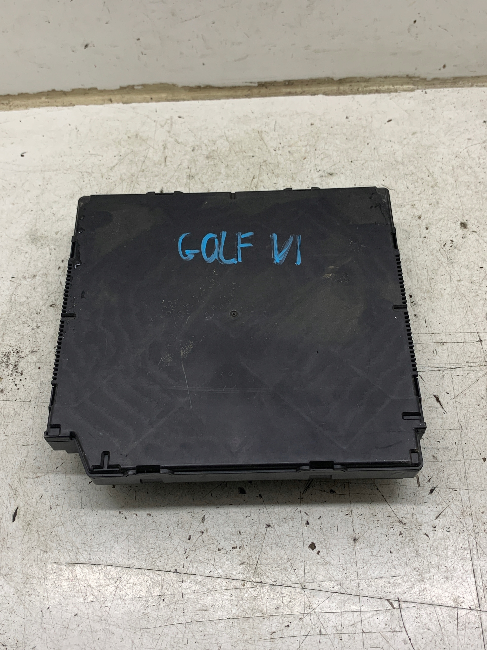 module STROWNIK BCM 5K0937084B VW GOLF VI