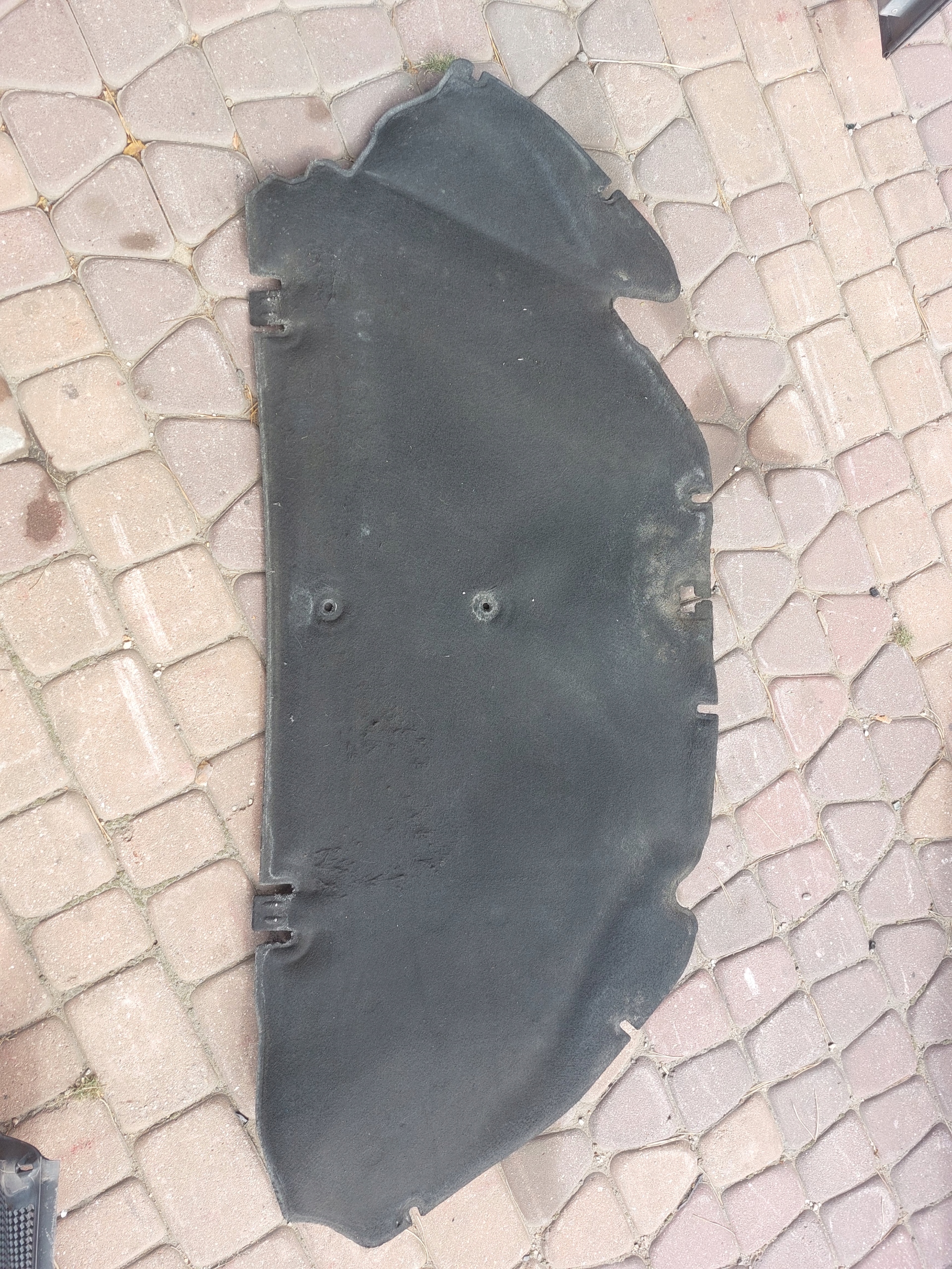 Звукоизоляция капота Citroen C4 II B7 DS4