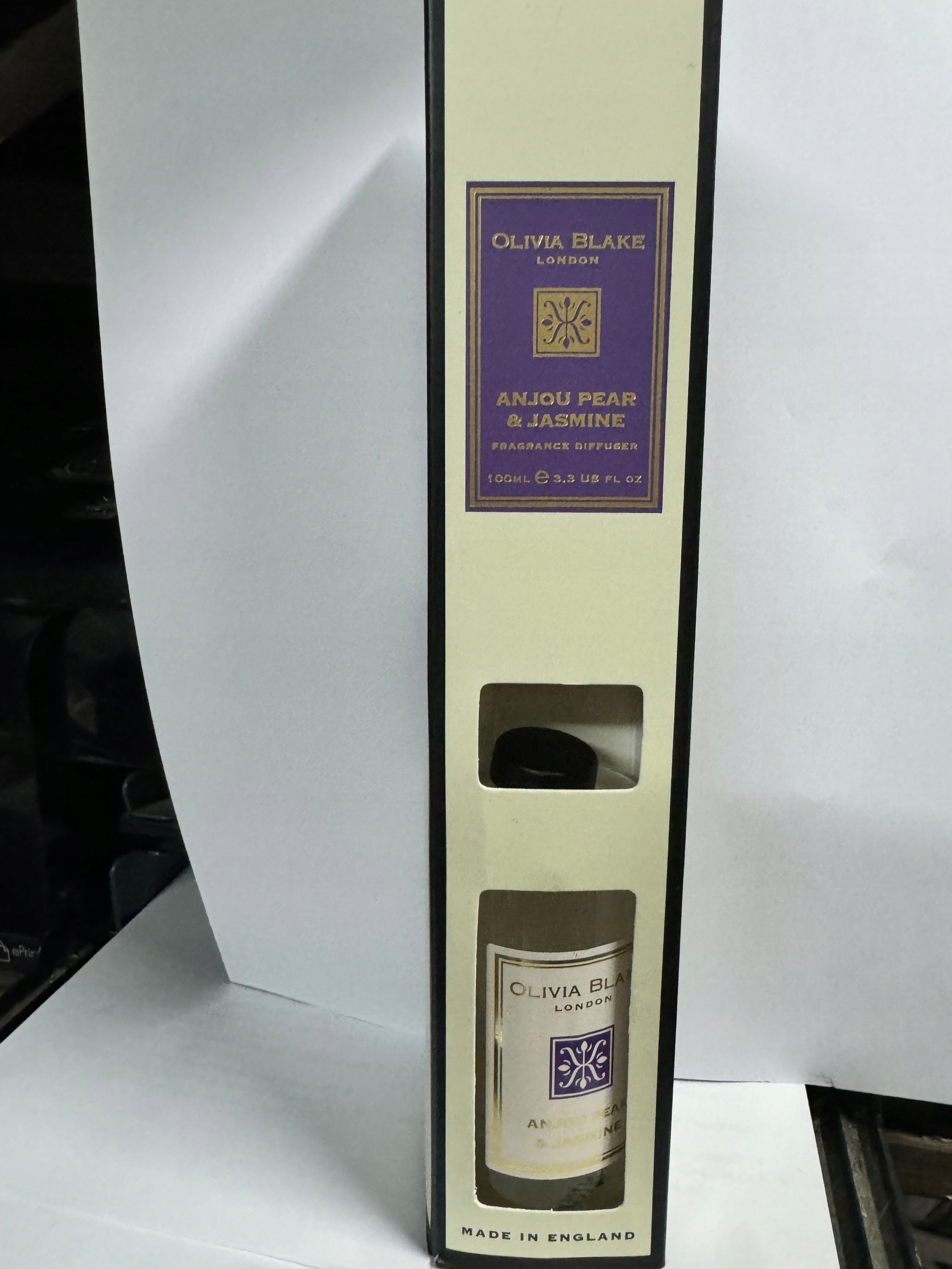 Levně Olivia Blake Anjou Pear & Jasmine Difuzér vonný s tyčinkami 100ML