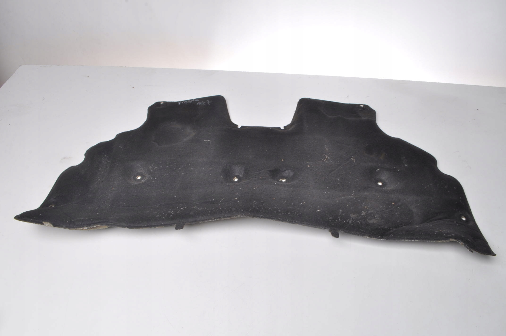 FORD FIESTA MK7 WYGŁUSZENIE PODBITKA MASKI Producent części Ford OE