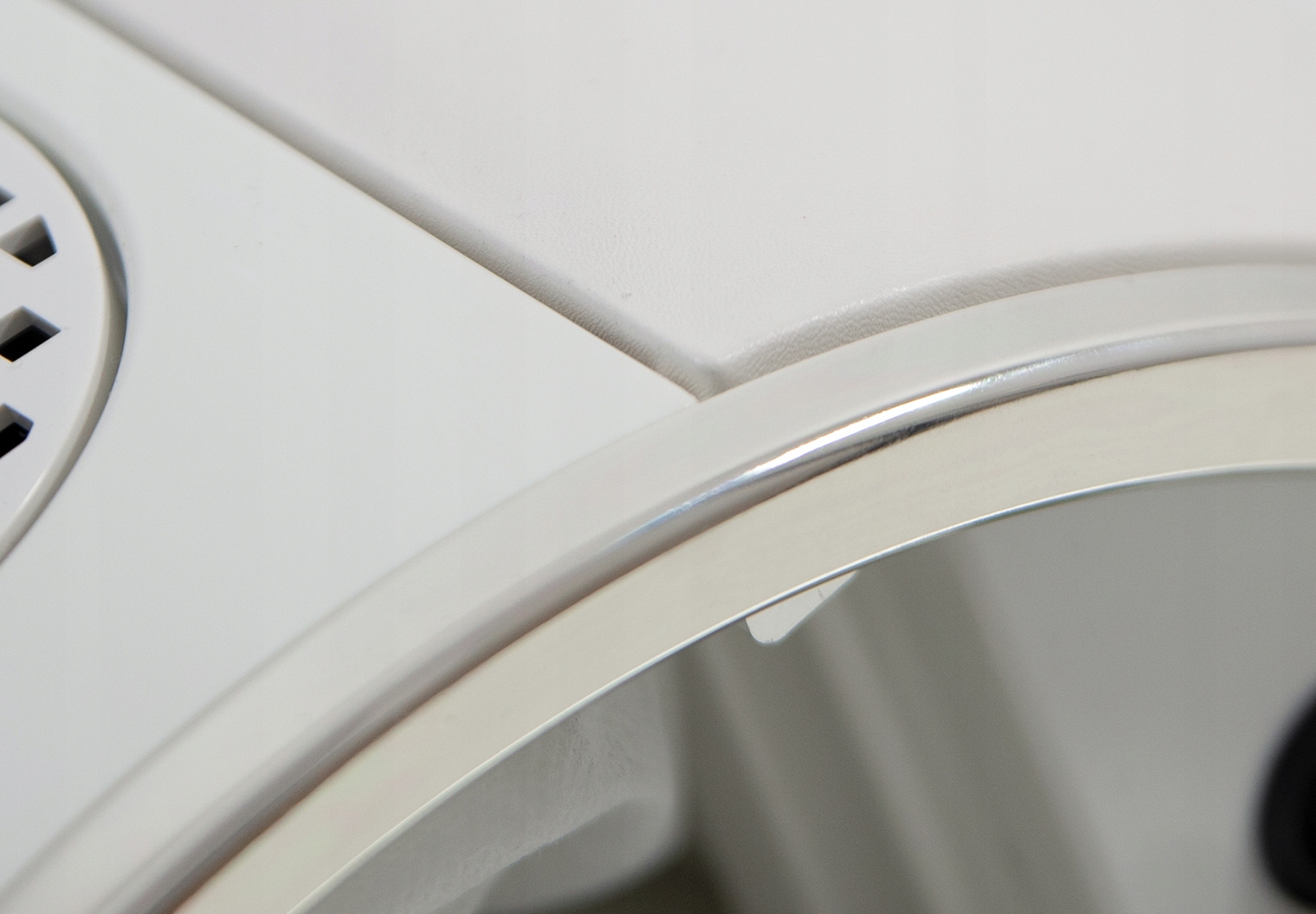 POCHŁANIACZ PYŁU do frezarki 3 WIATRAKI WORKI Napięcie 240 V